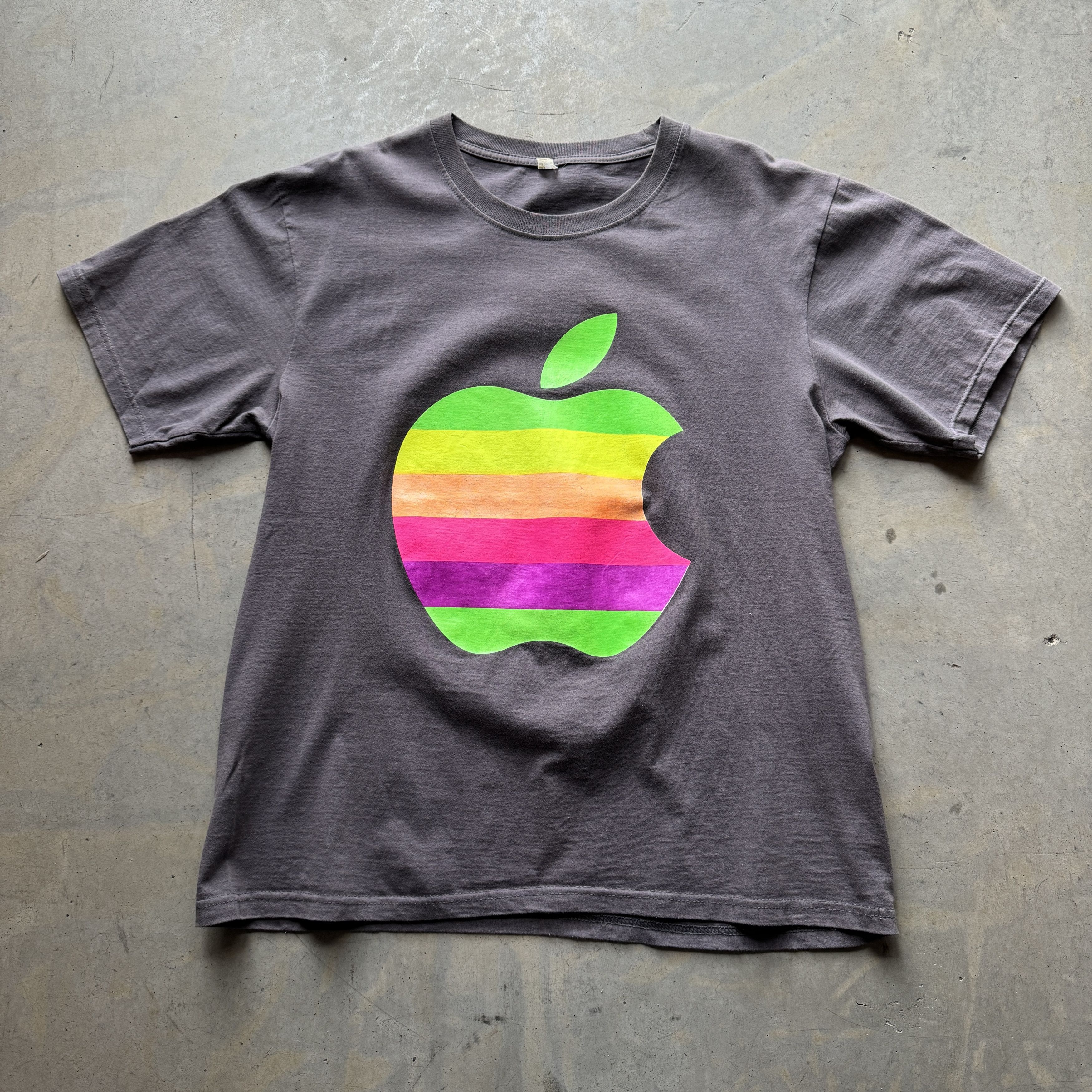 Vintage Apple Logo Tee, image size:3500x3500