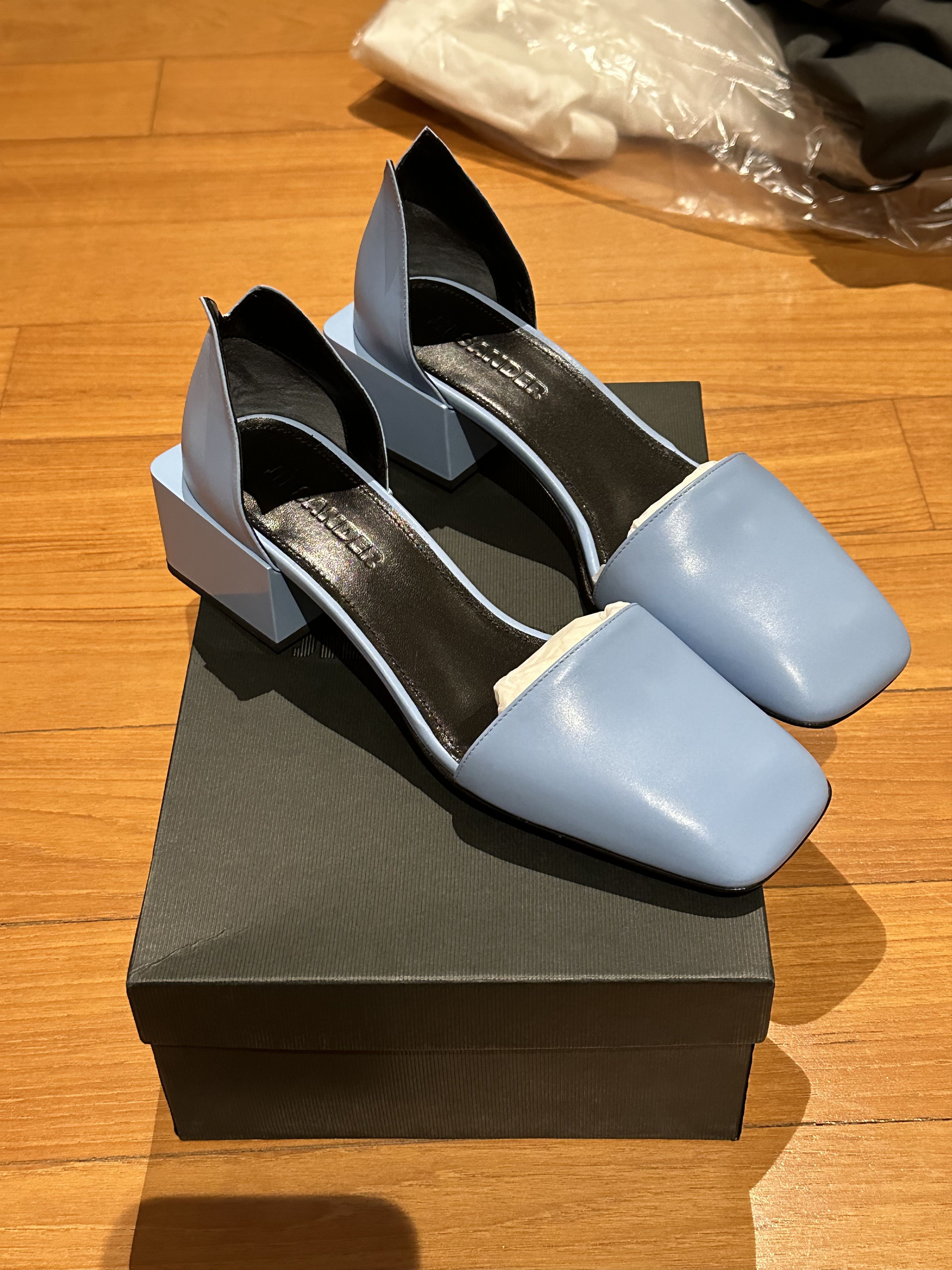 Jil Sander Jil sander 2016 runway way light blue leather slip on Size US 7 / IT 37 - 4 Thumbnail