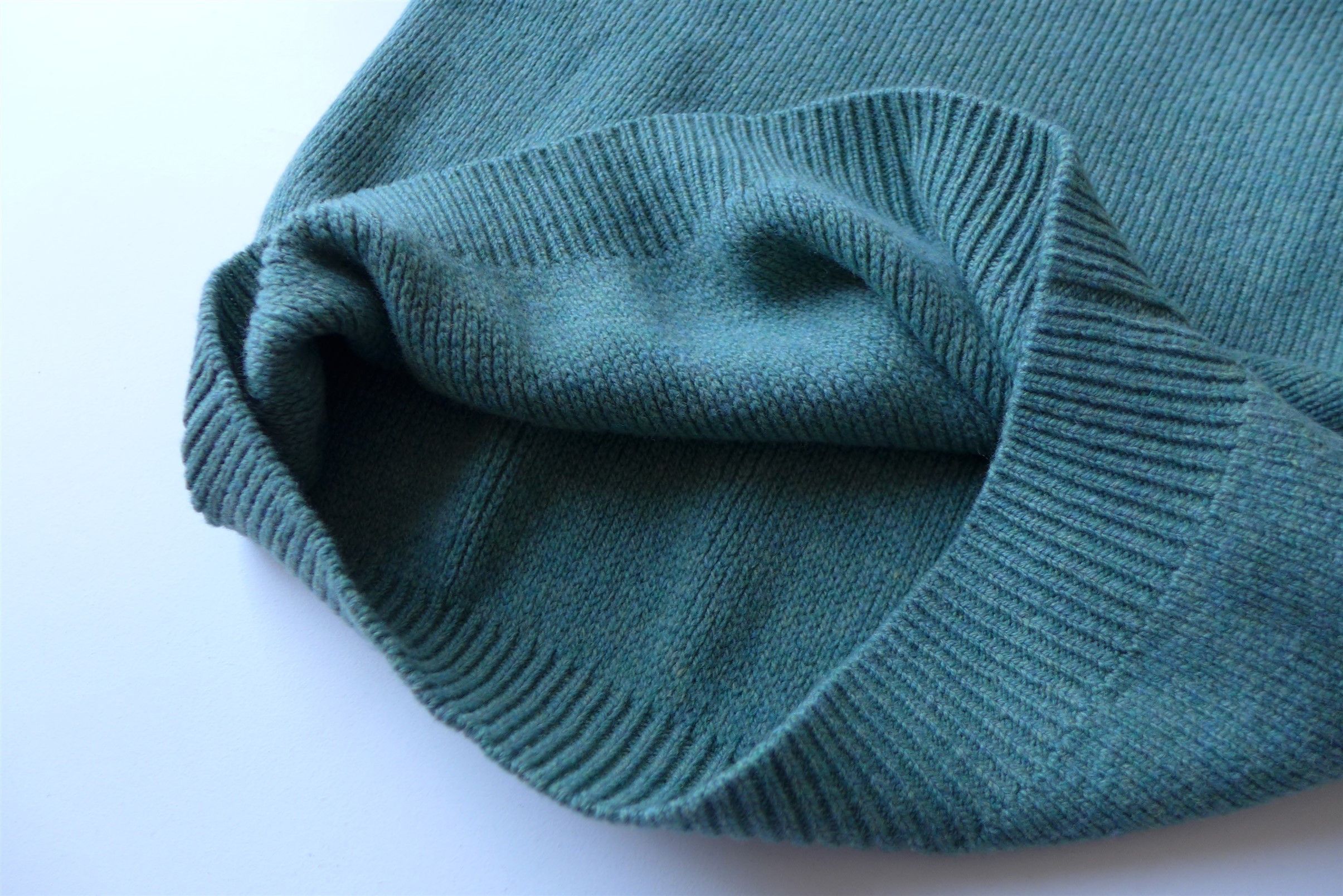 Gucci Gucci GG V-Neck Wool Sweater (Slim Fit) Size US L / EU 52-54 / 3 - 9 Thumbnail