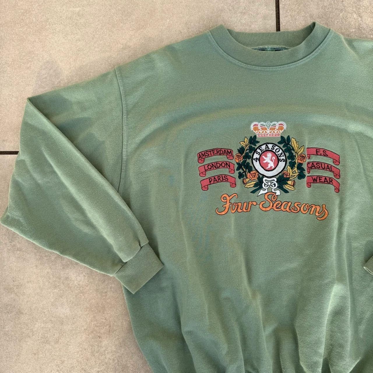 Vintage Vintage 90s Embroidered Crewneck Sweatshirt Four Seasons Size US L / EU 52-54 / 3 - 3 Thumbnail
