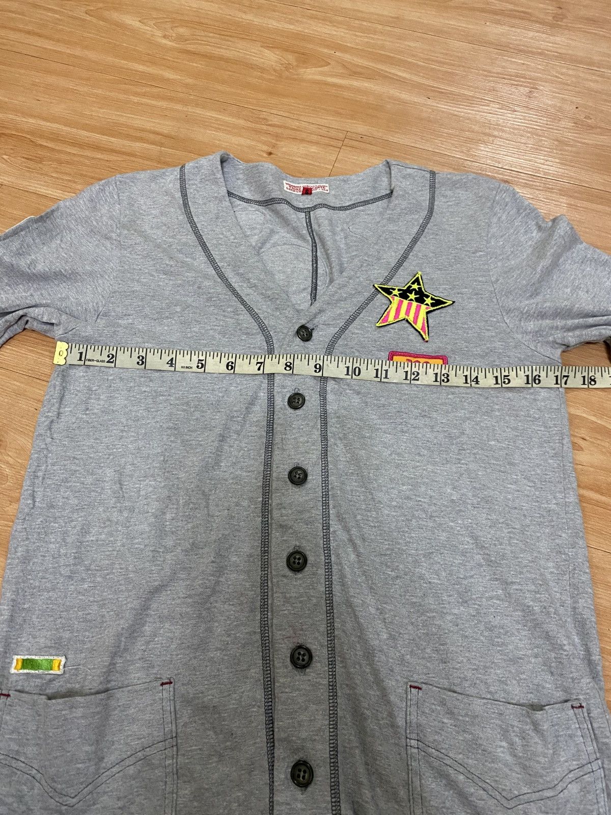Vetements Vetements Grey Button-Up Cardigan – 700 Patch Design Size M / US 6-8 / IT 42-44 - 9 Thumbnail