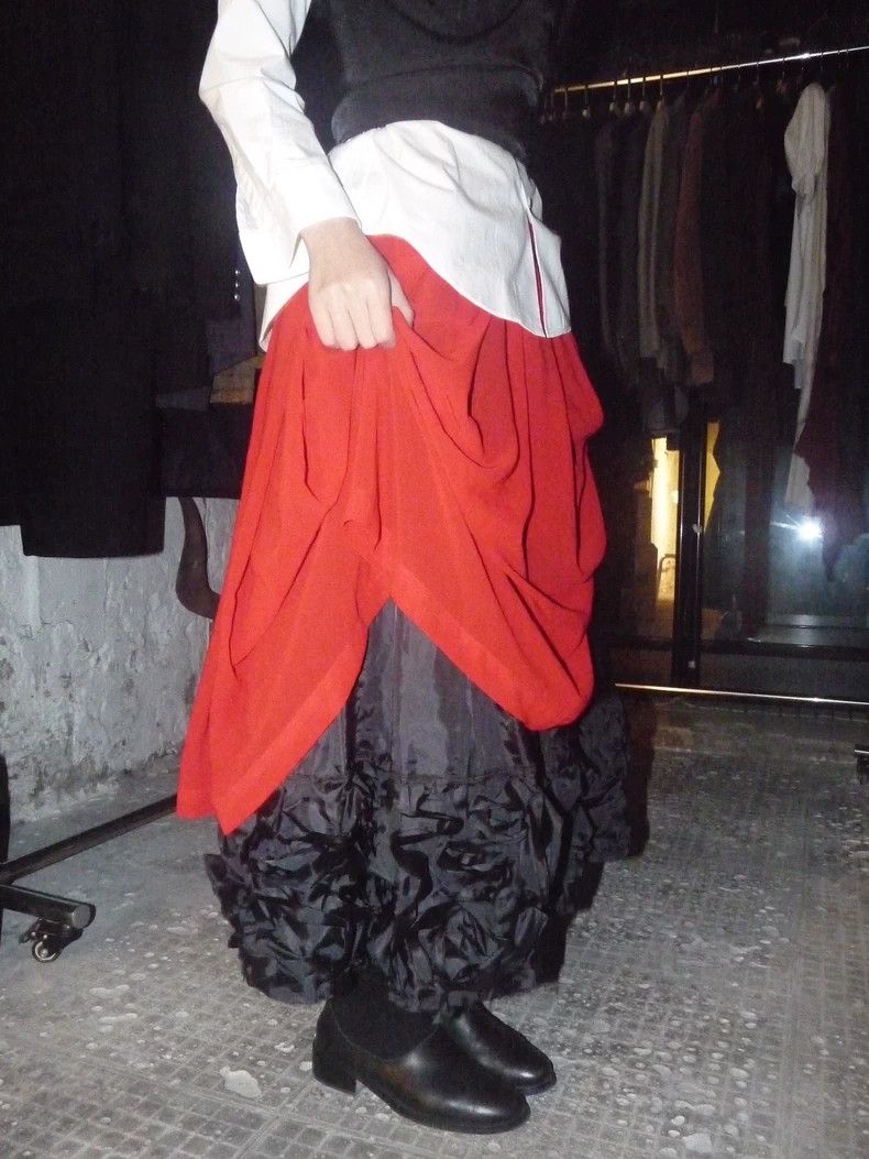 Comme des Garcons Comme Des Garcons size XS Hem lace overskirt Size 23" - 2 Thumbnail