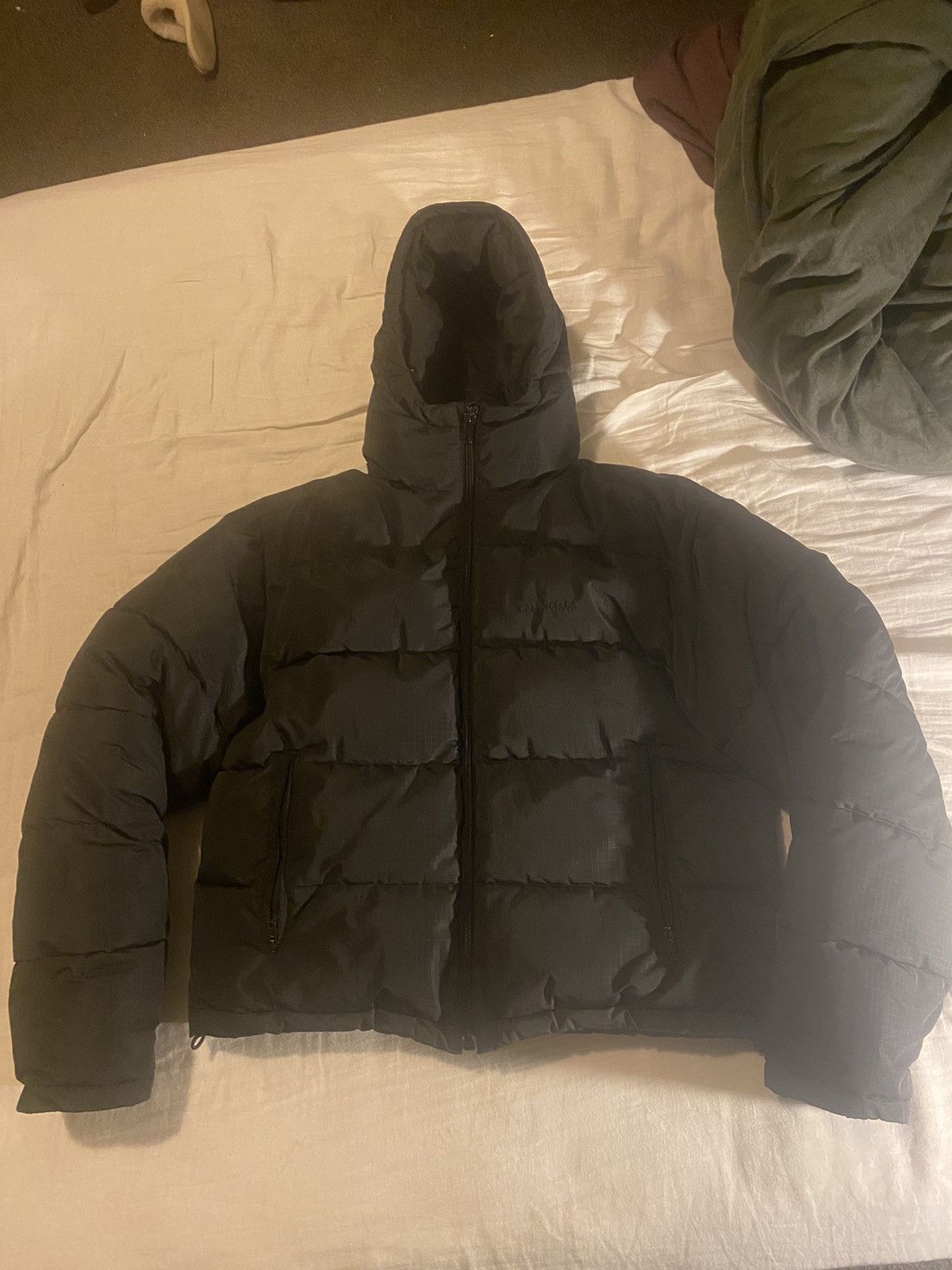 Balenciaga Balenciaga UP57 2018 Fall Puffer Jacket Size XL / US 12-14 / IT 48-50 - 4 Thumbnail