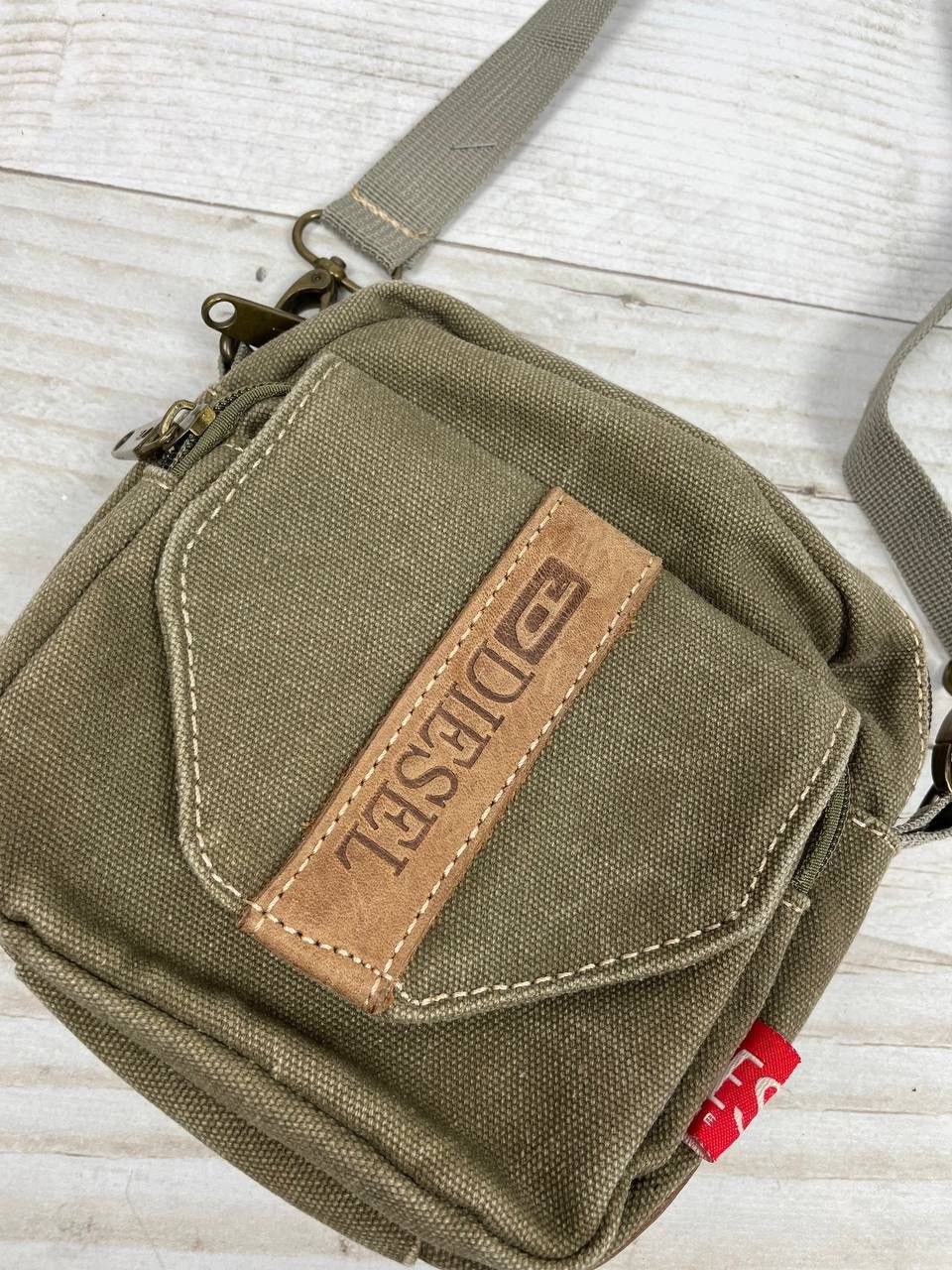 Diesel Vintage Diesel Messenger Bag Shoulders Y2K Leather Size ONE SIZE - 2 Thumbnail