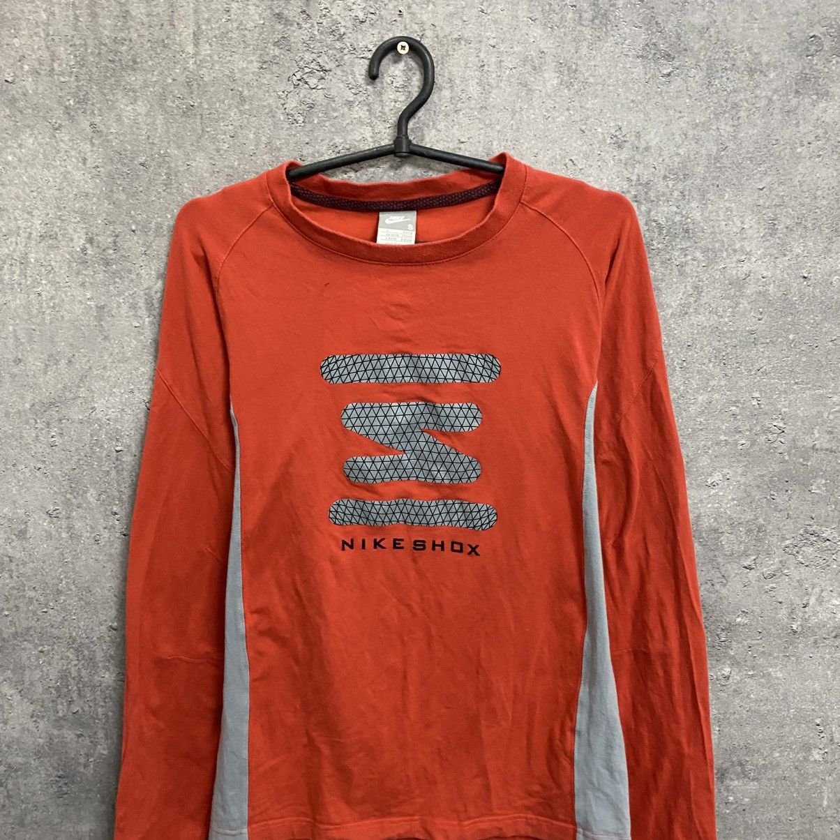 Nike Nike Shox Vintage Long Sleeve Tee Big Logo Drill Size US S / EU 44-46 / 1 - 4 Thumbnail
