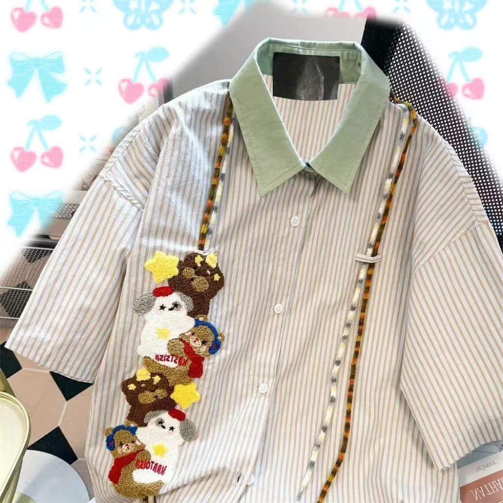 Vintage Cartoon Embroidered Contrast Stripe Short-Sleeve Shirt Size US M / EU 48-50 / 2 - 3 Thumbnail