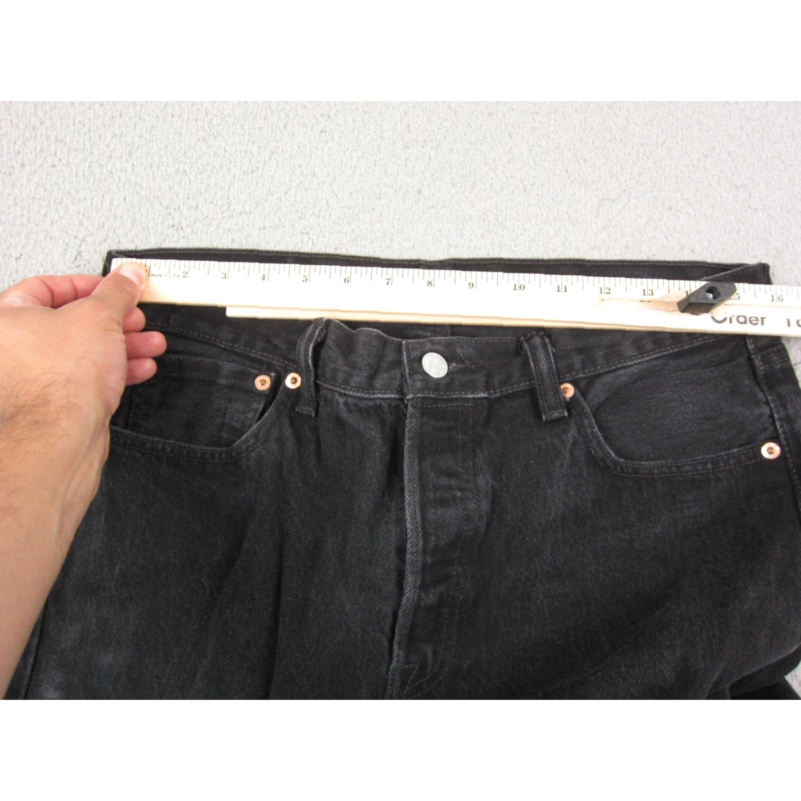 Levi's VINTAGE Levi's Jeans Men Regular Straight 34x34 Black Denim Button Fly 5-Pocket 90s Baggy Pants Size US 34 / EU 50 - 7 Thumbnail