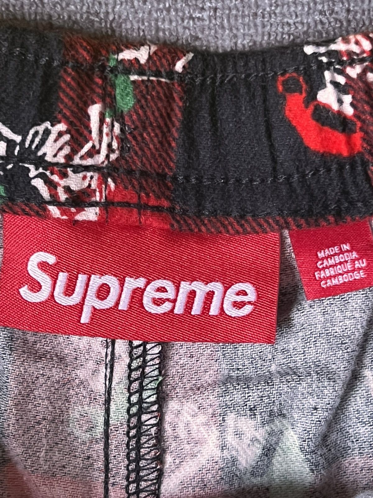Supreme M - Supreme Holiday Pajama Set Red FW25 flannel shirt pant Size ONE SIZE - 20 Thumbnail