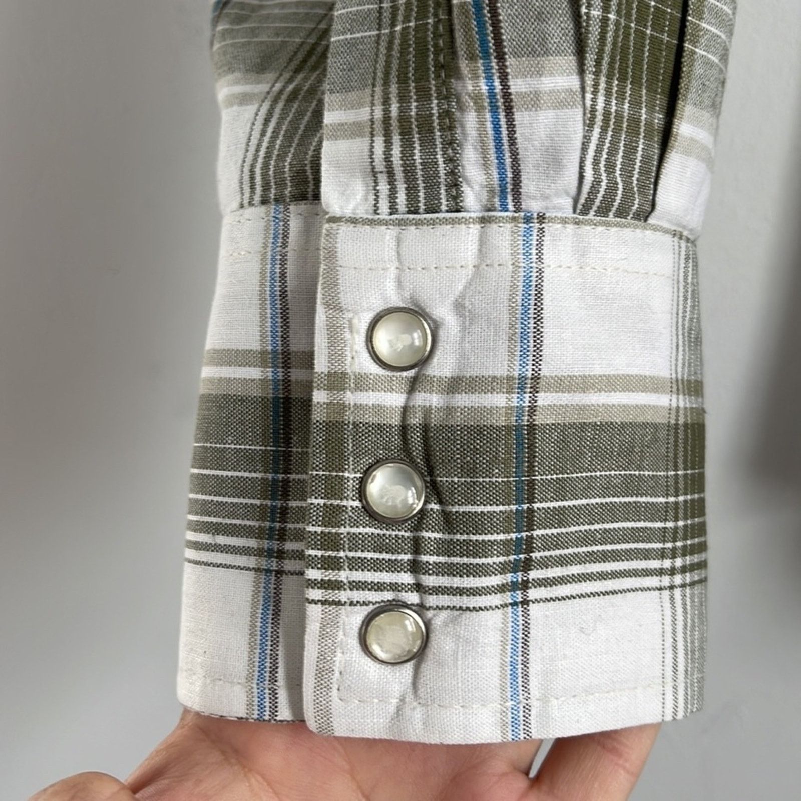 Wrangler Vintage Wrangler western rodeo cowboy plaid pearl snap shirt Size US M / EU 48-50 / 2 - 5 Thumbnail