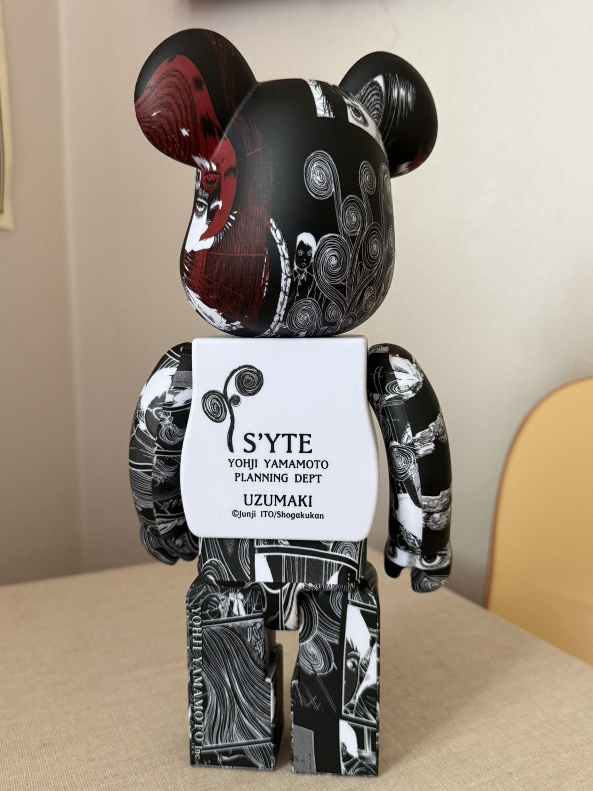 Other Bearbrick x S'YTE x Junji Ito Uzumaki 1000% Size ONE SIZE - 5 Thumbnail