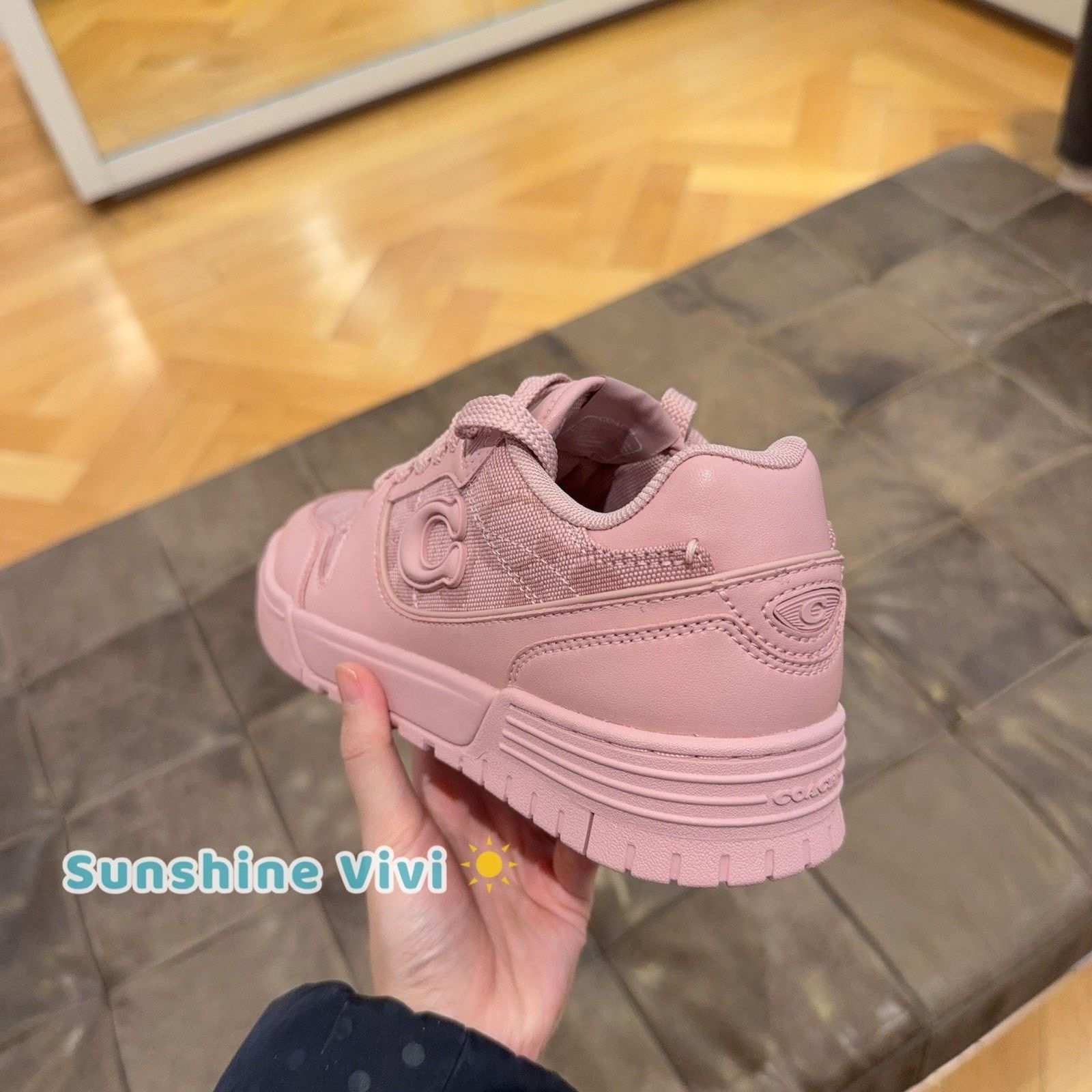 Coach NWT Coach Women Soho Sneaker Signature CDK93 Carnation us 7 Size US 7 / EU 40 - 2 Thumbnail
