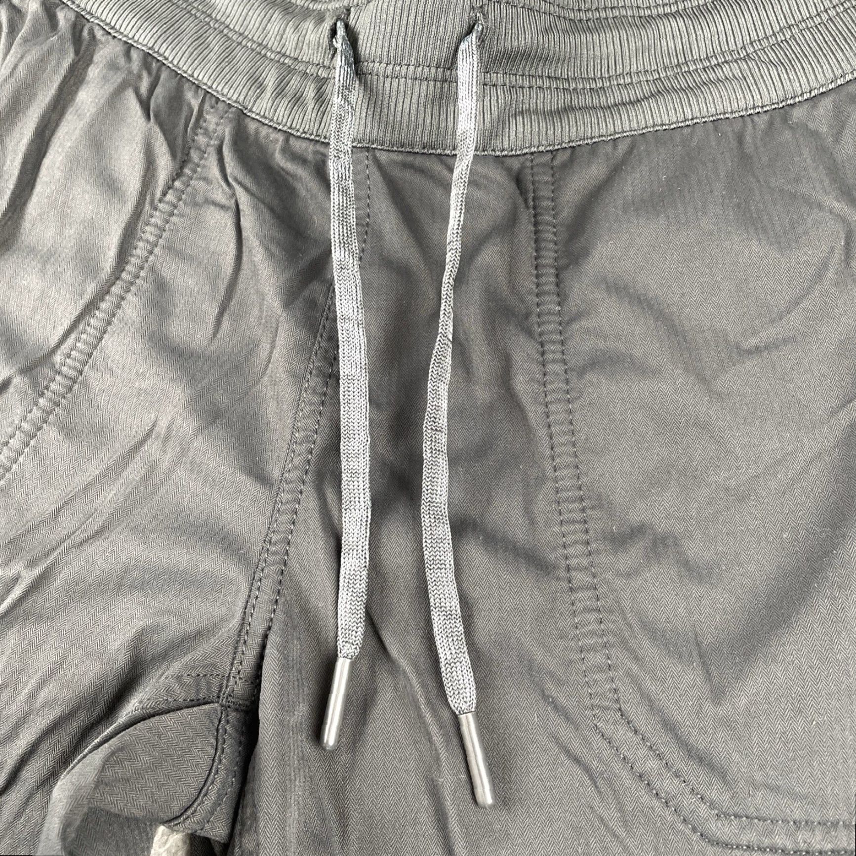 The North Face VINTAGE The North Face Women’s Small Athletic Outdoor Capris 4 Pocket Drawstring Gray Size ONE SIZE - 3 Thumbnail