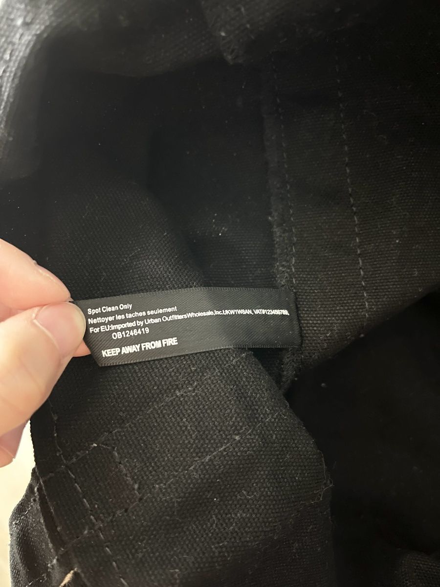 Urban Outfitters STEAL! Vintage 2000s Urban Outfitters Black Tote Bag Size ONE SIZE - 7 Thumbnail