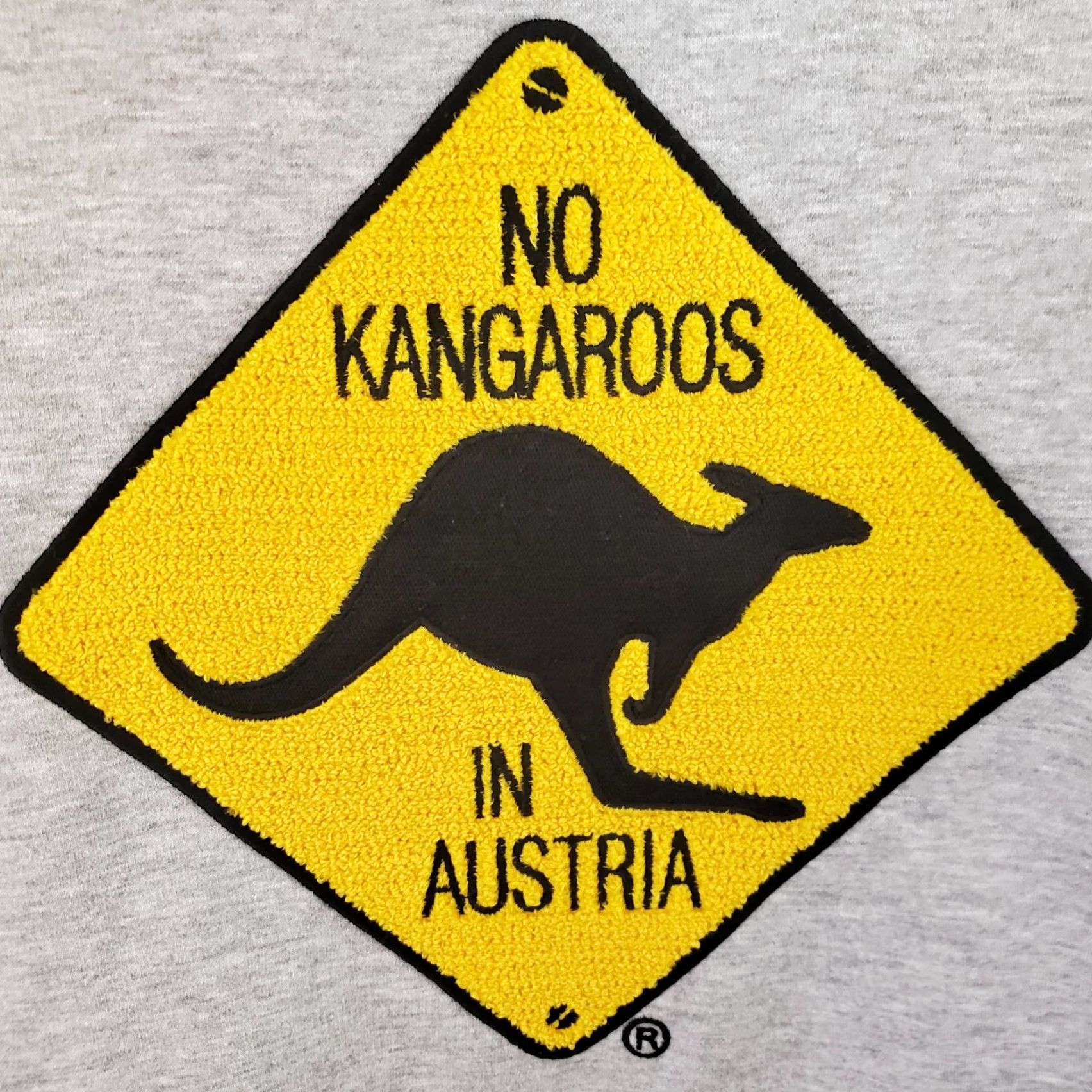 KangaROOS Kangaroo Brand No Kangaroo In Austria Hoodie UNISEX Gray L Embroidered Logo Pullover Mens Womens Size L / US 10 / IT 46 - 6 Thumbnail