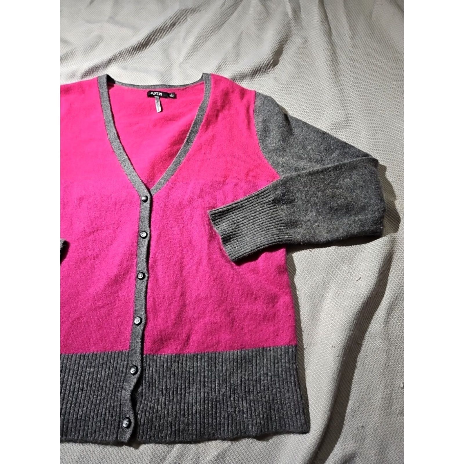 Apt. 9 Apt. 9 Cardigan Womens Large Pink Cashmere Luxury Preppy Sweater Button XL? Size L / US 10 / IT 46 - 5 Thumbnail