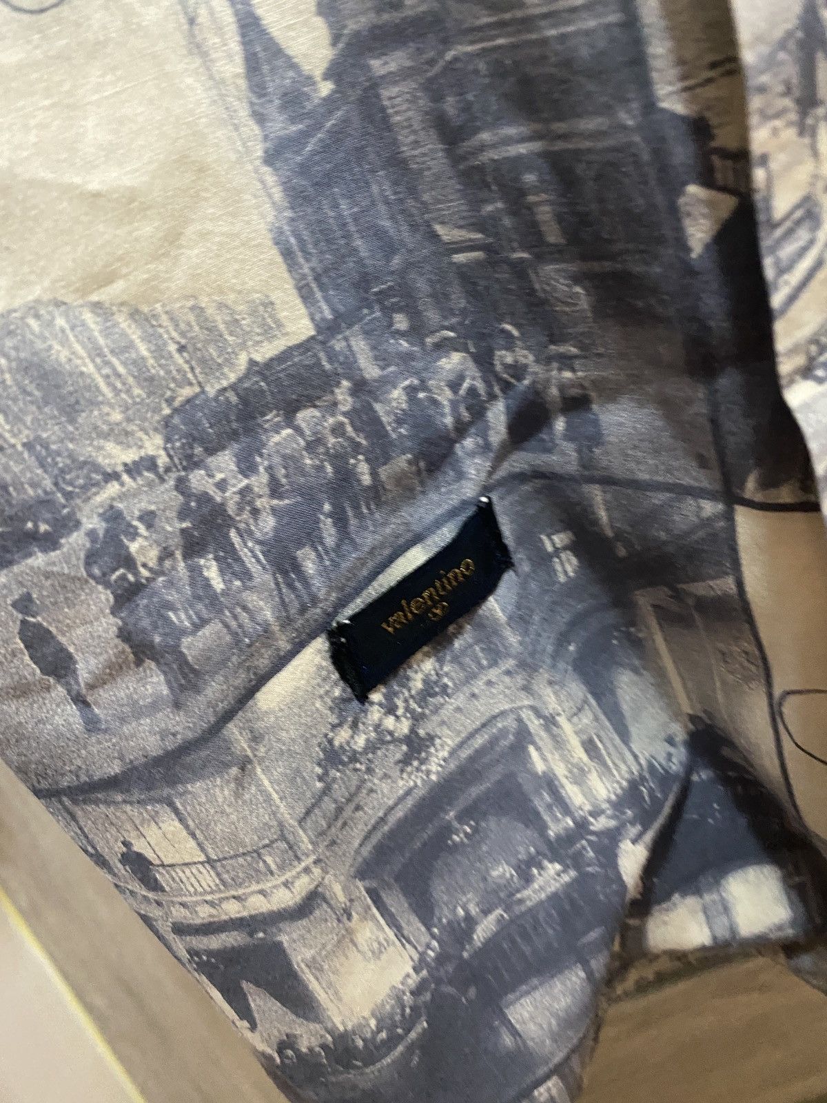 Valentino rare Valentino jeans Vintage fullprint shirt button up Size US XL / EU 56 / 4 - 16 Thumbnail