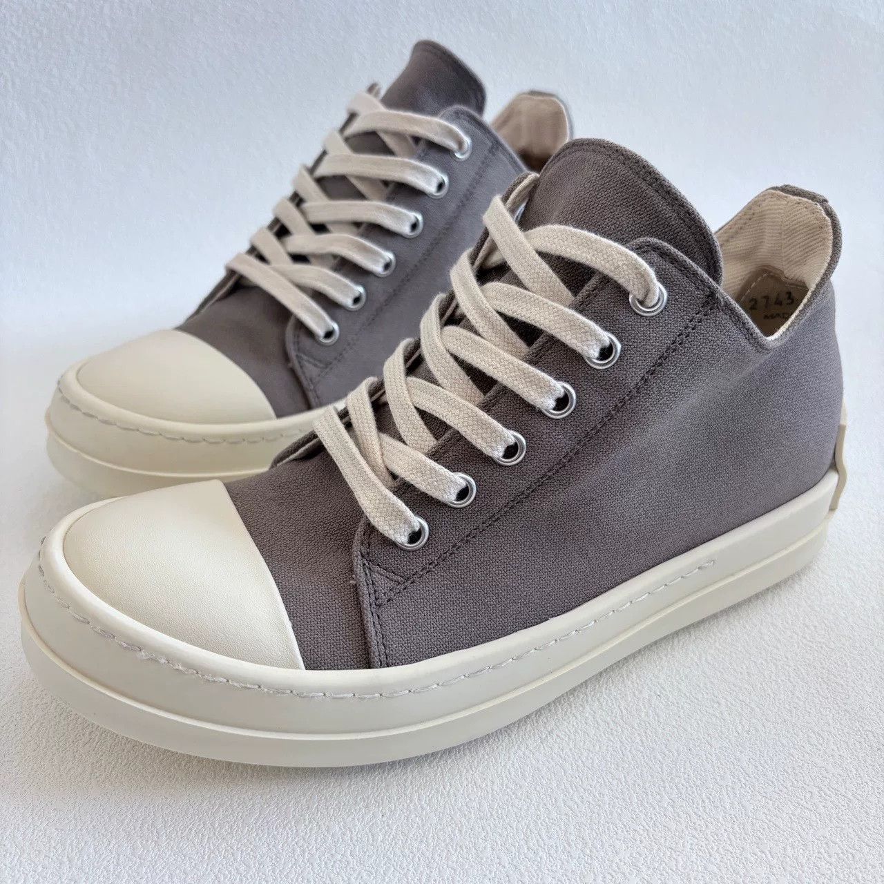 Rick Owens Rick Owens Canvas Gray Lowtop Sneakers us_6 Women Size US 6 / IT 36 - 1 Thumbnail