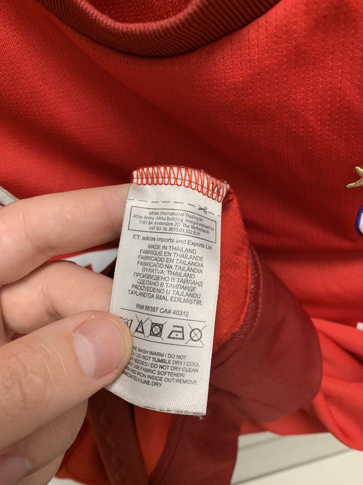 Adidas Bayern Munchen adidas soccer jersey 2015 M-L kane Size US M / EU 48-50 / 2 - 8 Thumbnail