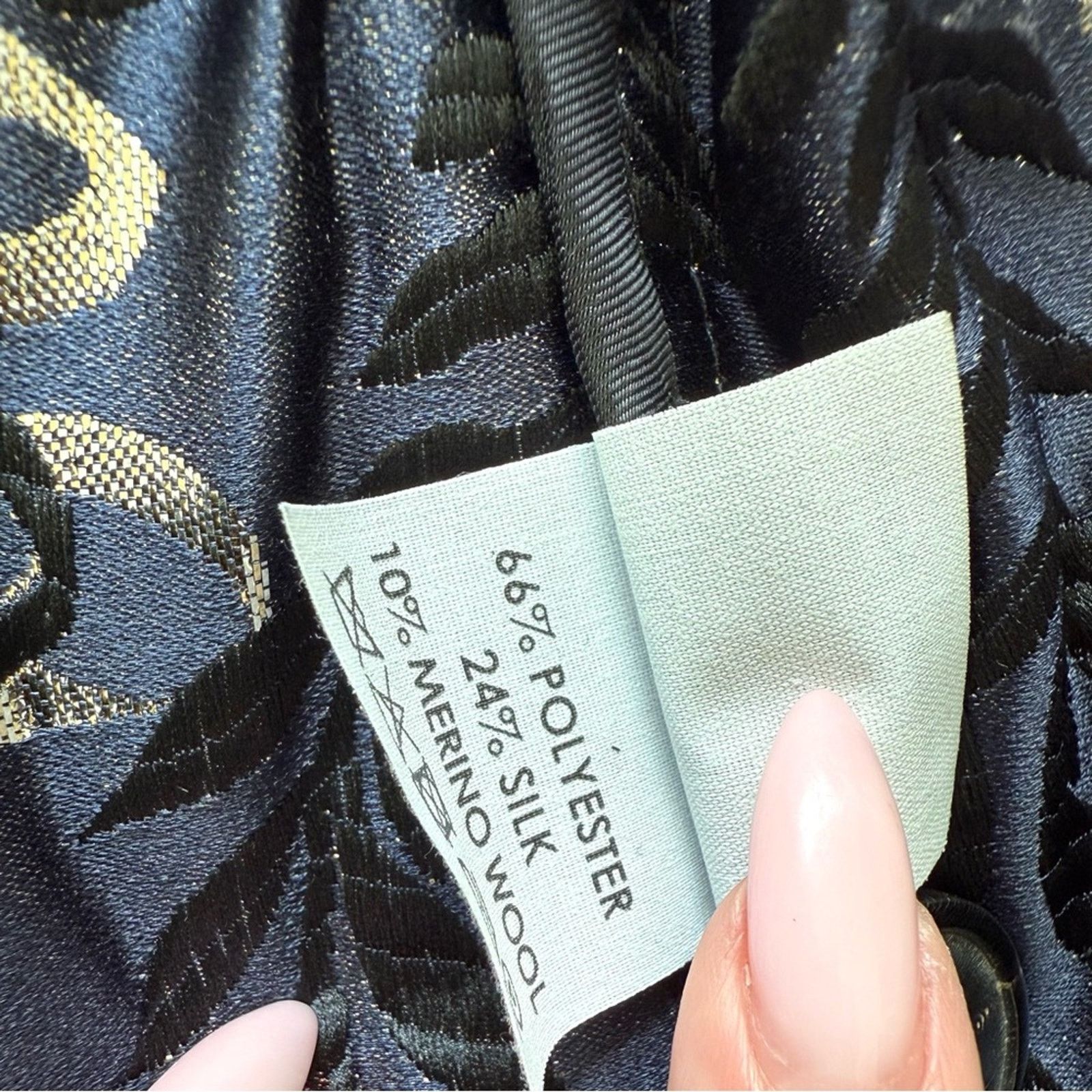 Dries Van Noten Dries Van Noten silk/wool printer coat size S Retail 3600$ Size S / US 4 / IT 40 - 9 Thumbnail