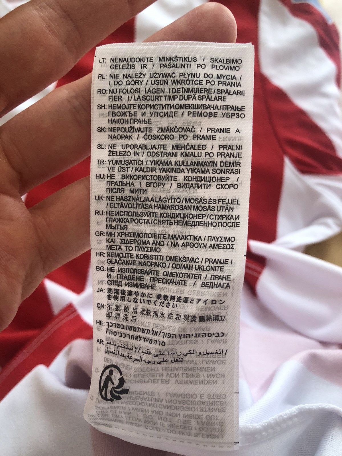 Vintage STOKE CITY VINTAGE FOOTBALL SOCCER ENGLAND JERSEY SHIRT Size US S / EU 44-46 / 1 - 7 Thumbnail
