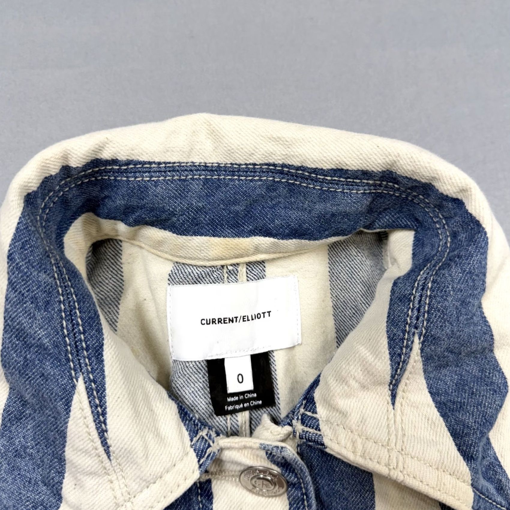 Vintage Current/Elliott Jacket Womens 0 Blue Striped Denim Cropped Button Front Jacket Size XS / US 0-2 / IT 36-38 - 4 Thumbnail