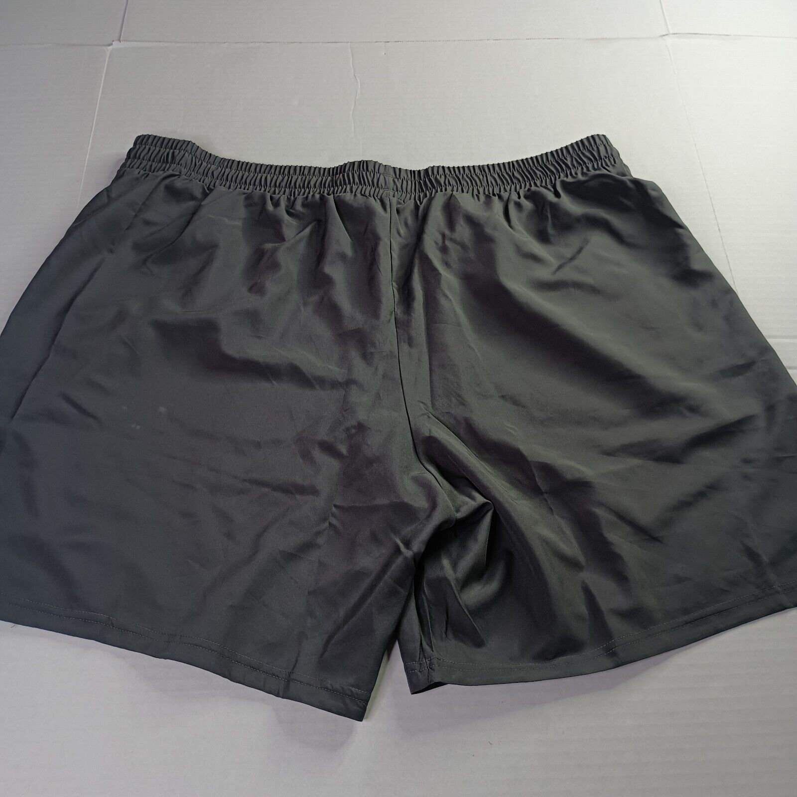 Adidas Adidas AeroReady Shorts Men's 2XL Gray Zip Pockets Running Size US 40 / EU 56 - 6 Thumbnail