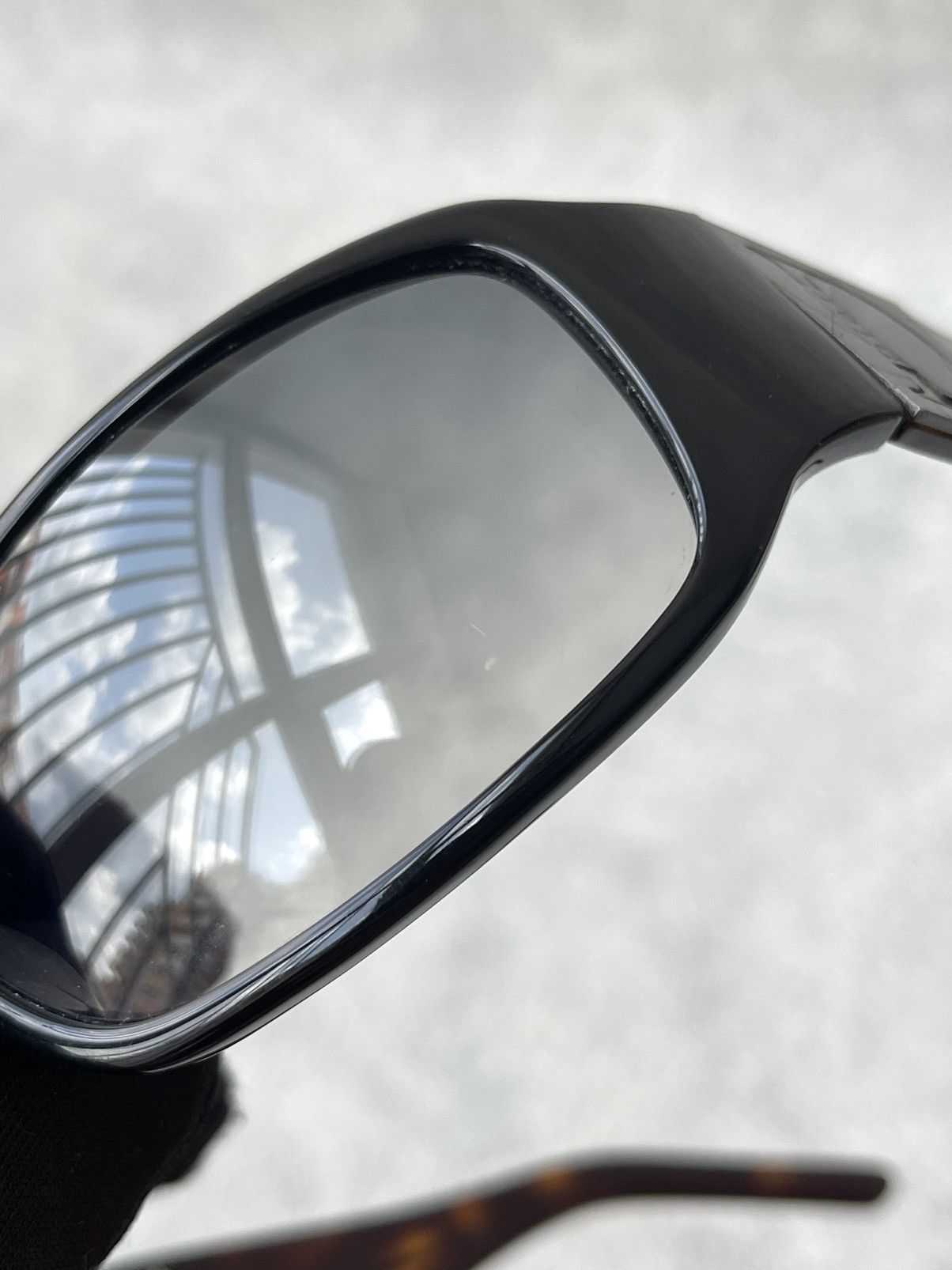 Dior Vintage Christian Dior Shaded 1S Tortoise Shield Sunglasses Size ONE SIZE - 15 Thumbnail