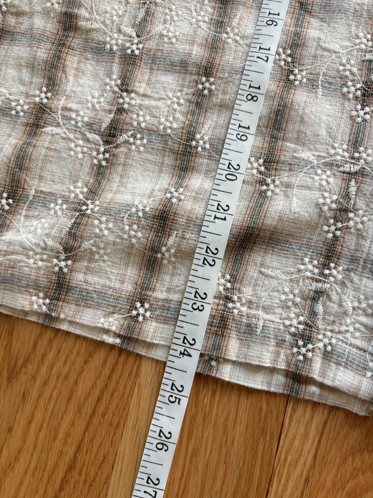 Other Vitesse Haute Cropped Boxy Embroidery Waffle Button Up L Size US L / EU 52-54 / 3 - 13 Thumbnail