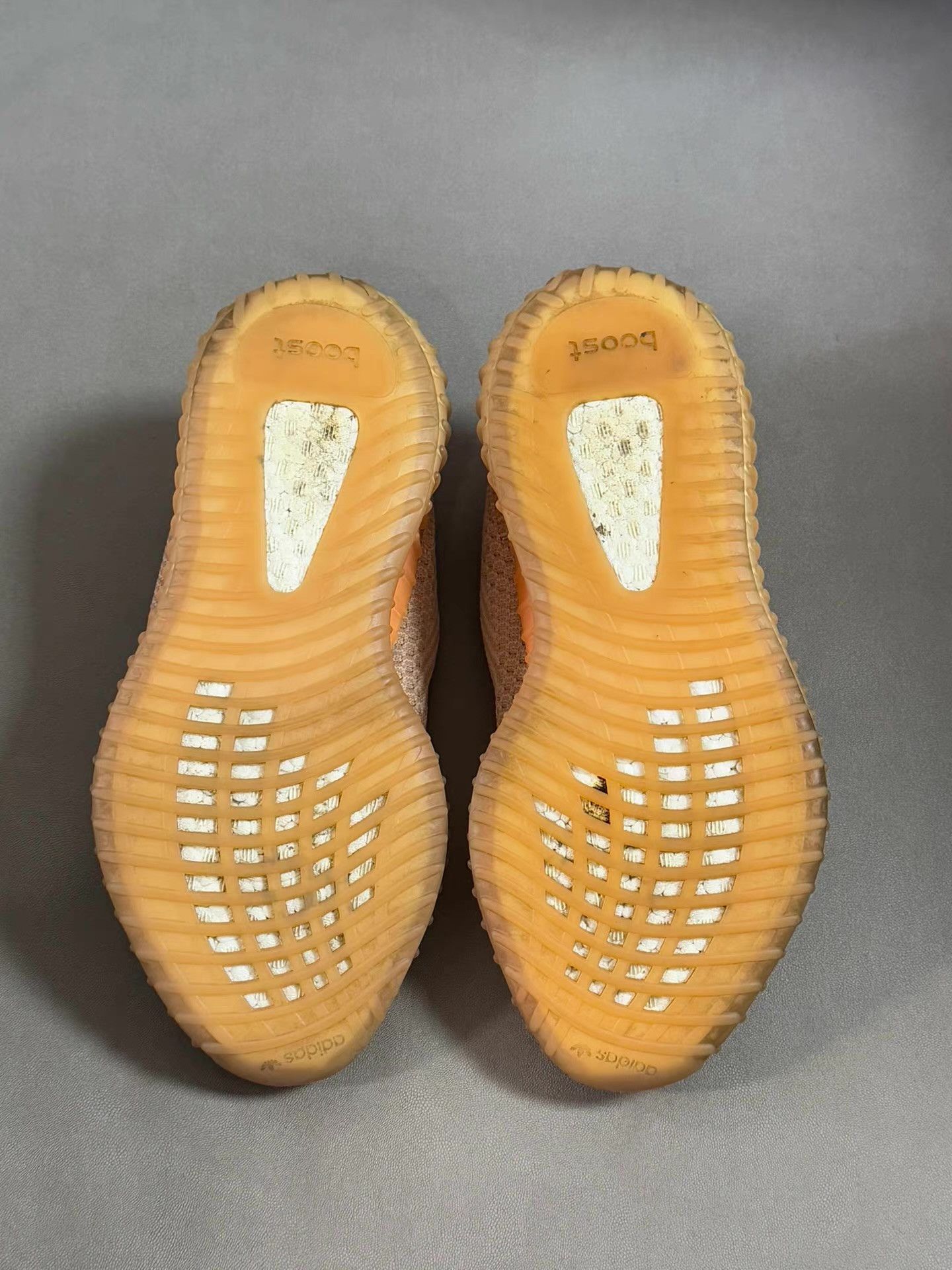 Adidas adidas Originals Yeezy Boost 350 V2 Clay Comfortable Ｑ20 Size US 9.5 / EU 42-43 - 3 Thumbnail