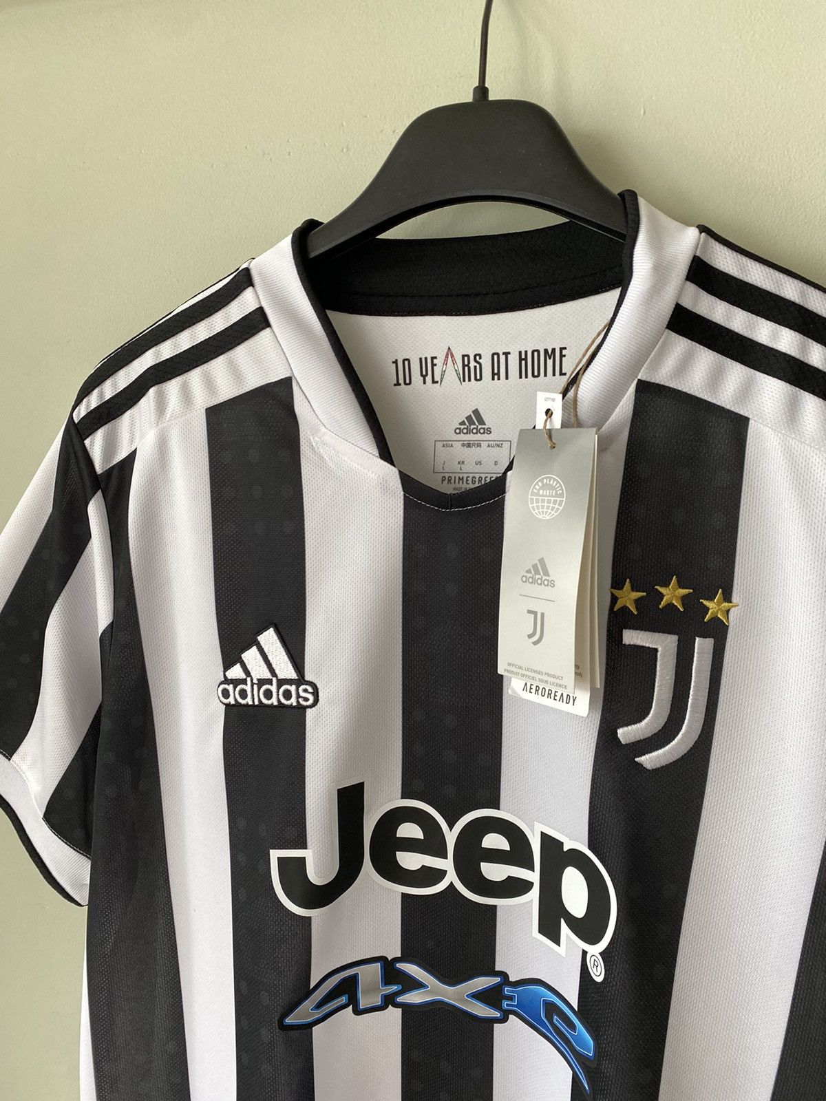 Adidas Juventus 21/22 Adidas Home soccer jersey new GS1442 Size US L / EU 52-54 / 3 - 4 Thumbnail