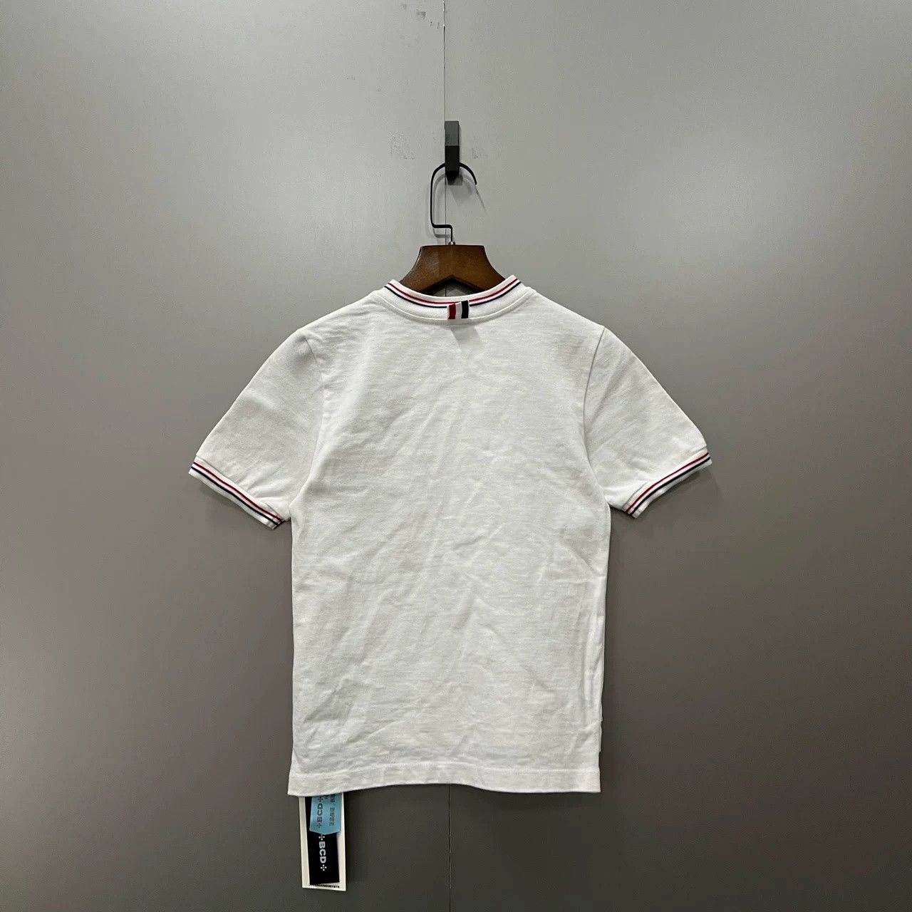Thom Browne Thom Browne White Striped Short-Sleeve Size US XS / EU 42 / 0 - 2 Thumbnail
