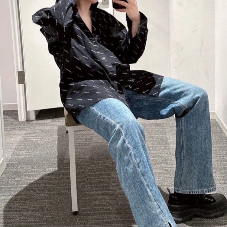 Balenciaga Balenciaga Full Print Logo Black Shirt Size US S / EU 44-46 / 1 - 5 Thumbnail