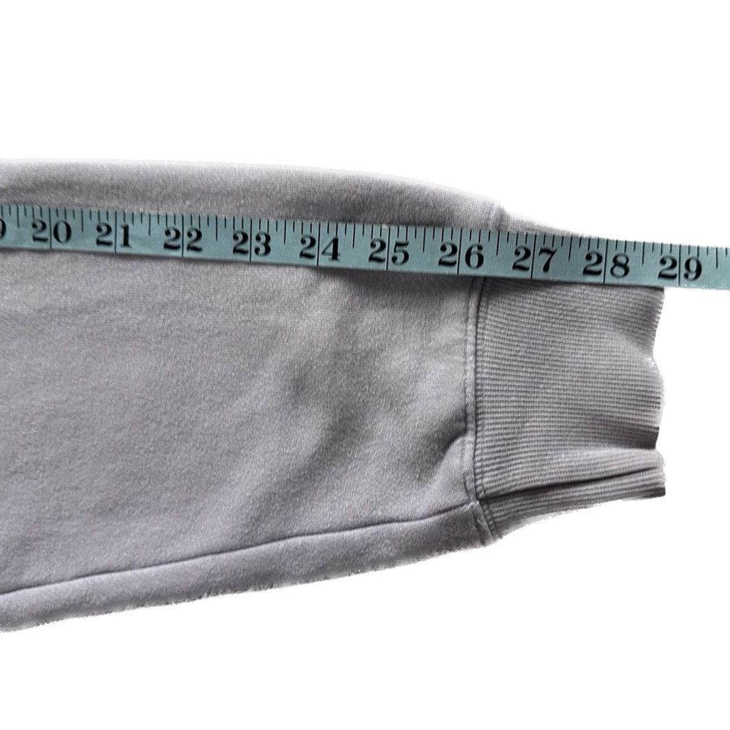 Aritzia Aritzia TNA Crew Neck Relaxed Sweatshirt Lavender Sz Medium Size M / US 6-8 / IT 42-44 - 13 Thumbnail