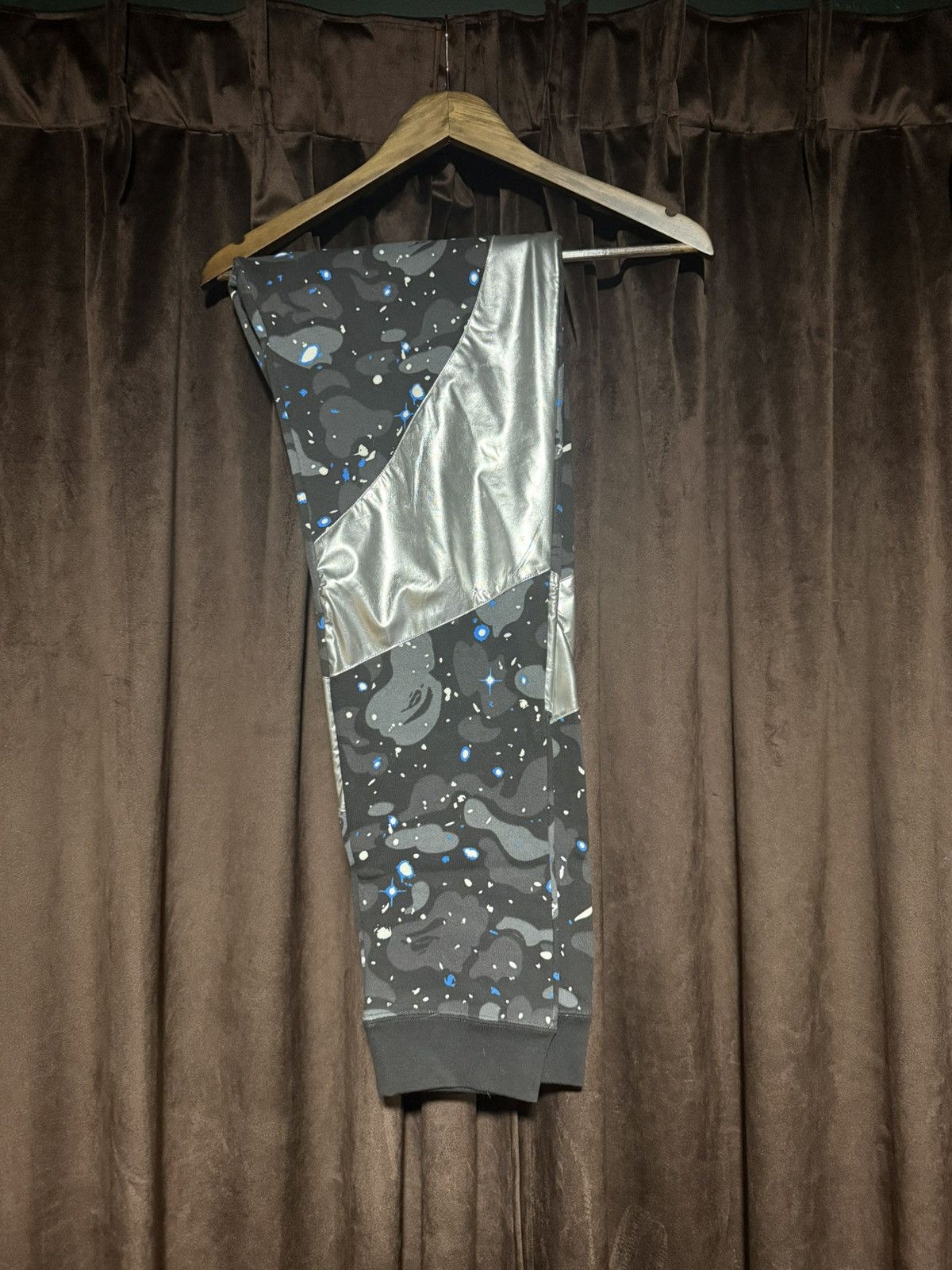 Bape BAPE Slim Space Camo Sweat Pants Size US 32 / EU 48 - 2 Thumbnail