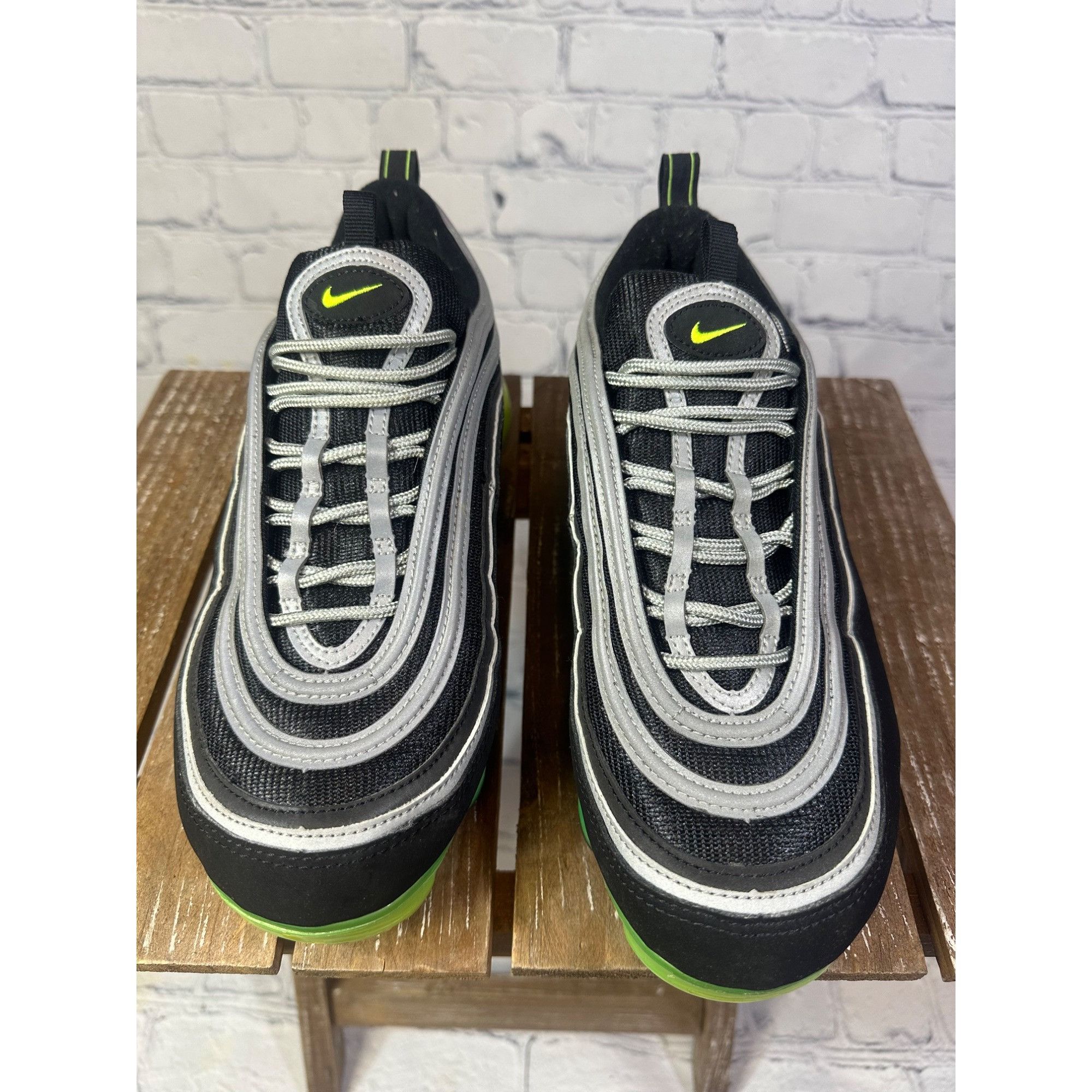 Nike Nike Air VaporMax 97 (Japan) Size US 10 / EU 43 - 2 Thumbnail
