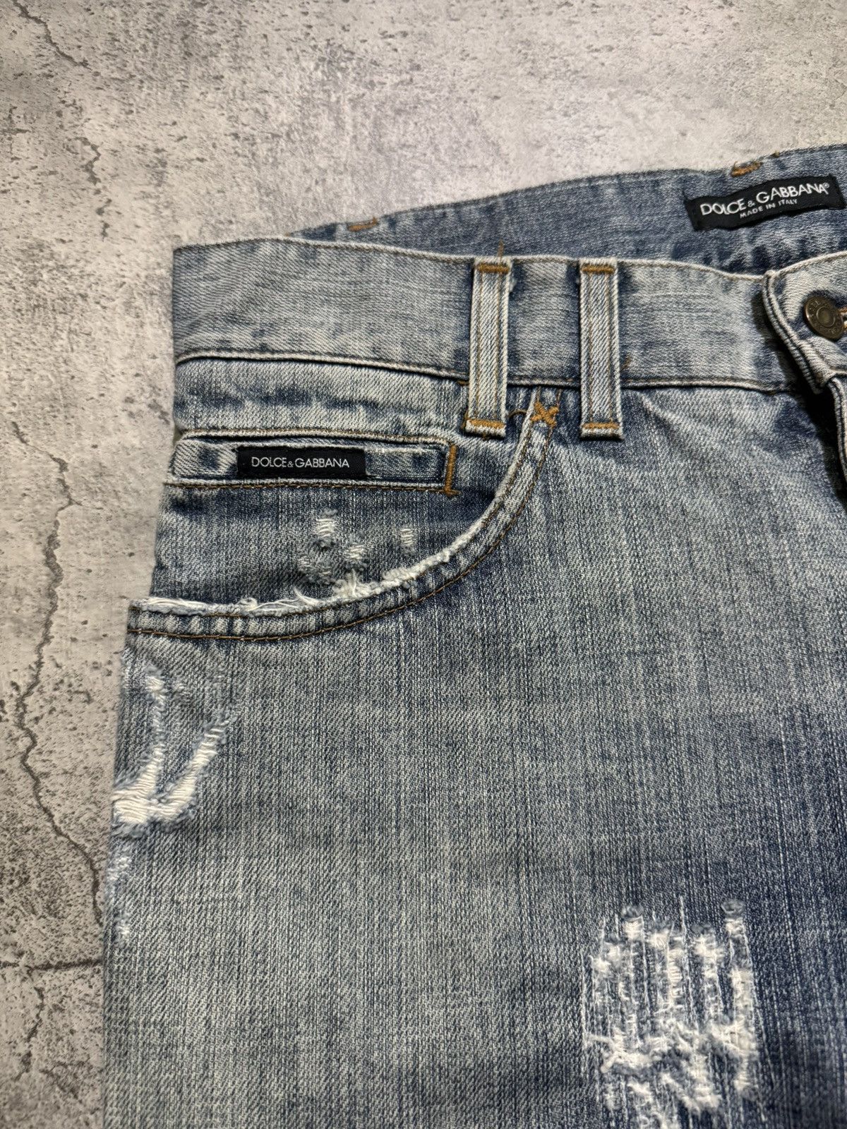 Dolce & Gabbana DOLCE & GABBANA DISTRESSED BOOTCUT JEANS Size US 33 - 6 Thumbnail