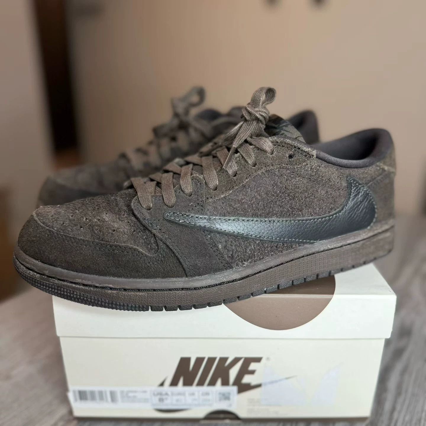 Travis Scott Travis Scott x Jordan Air Jordan Reverse Swoosh Size US 9 / EU 42 - 2 Thumbnail