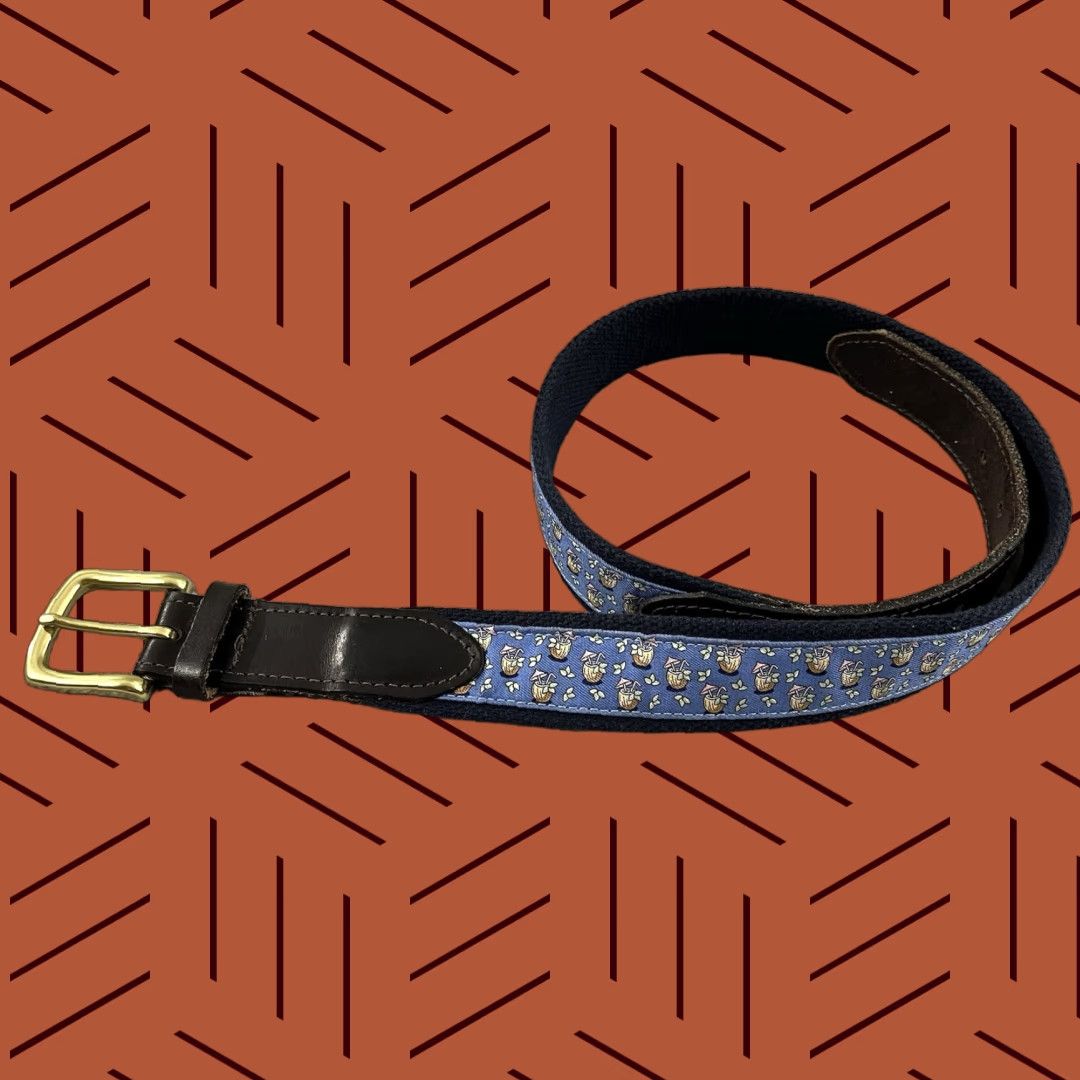 Vineyard Vines Vineyard Vines Belt Men Size 32 Pina Colada Drink Vacation Preppy Brass Buckle Belt Size 32 - 1 Thumbnail
