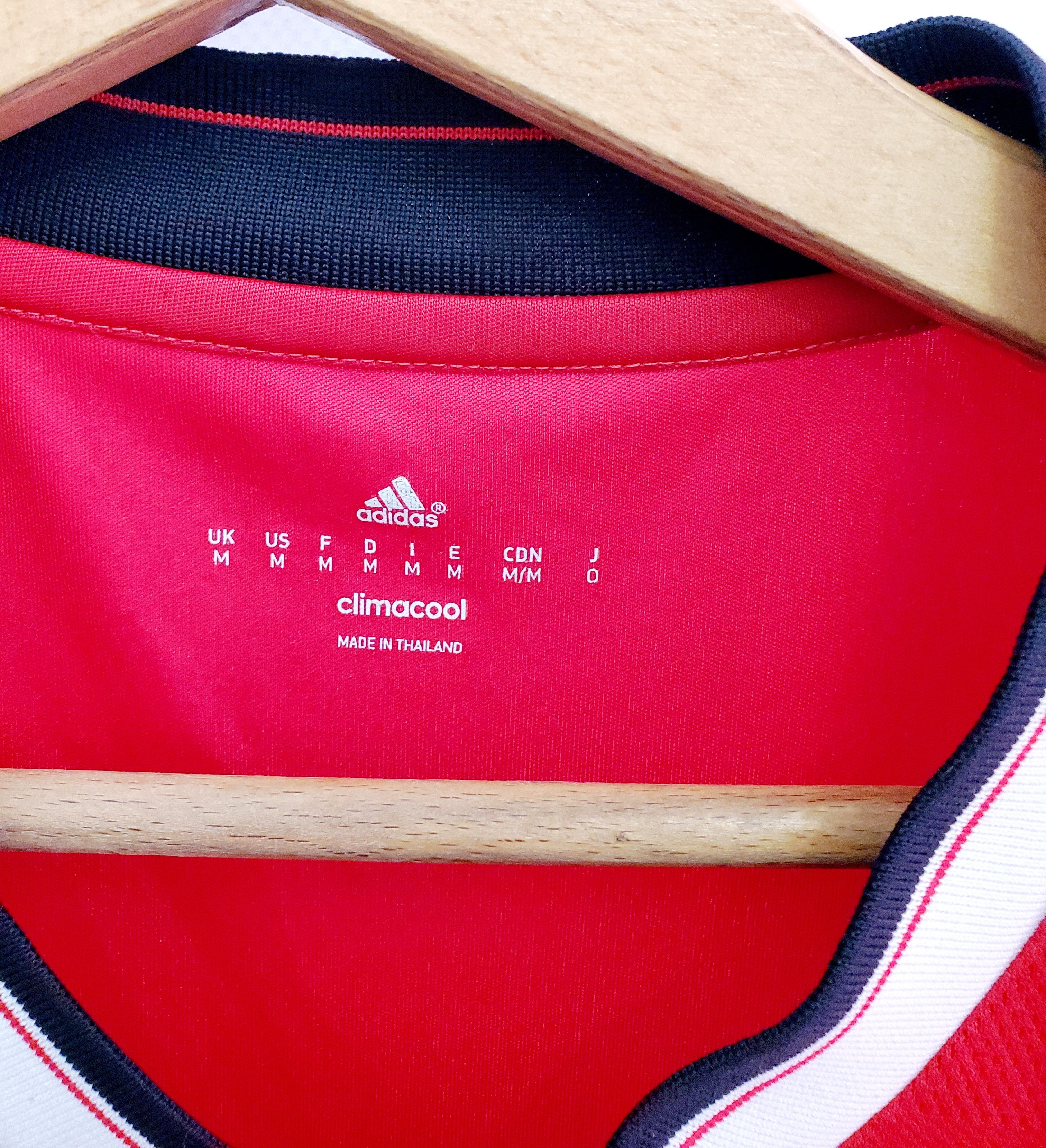 Adidas MANCHESTER UNITED 2015 2016 HOME SHIRT FOOTBALL SOCCER M Size US M / EU 48-50 / 2 - 3 Thumbnail