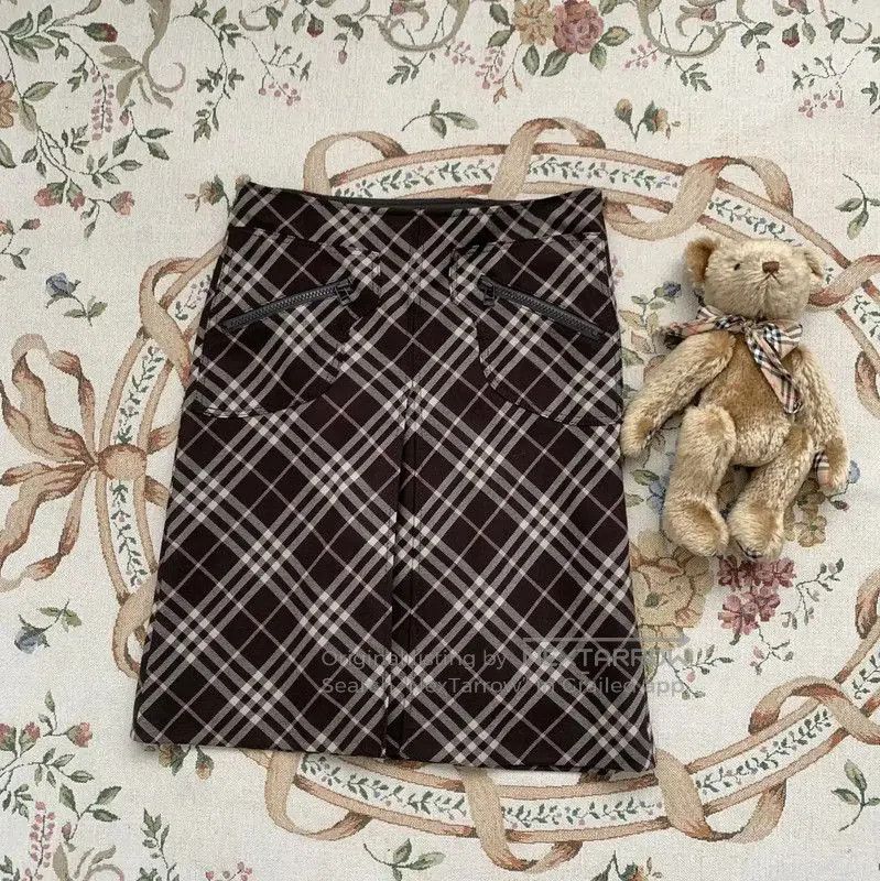 Burberry Burberry Brown Wool Midi Skirt. Size 23" - 1 Thumbnail