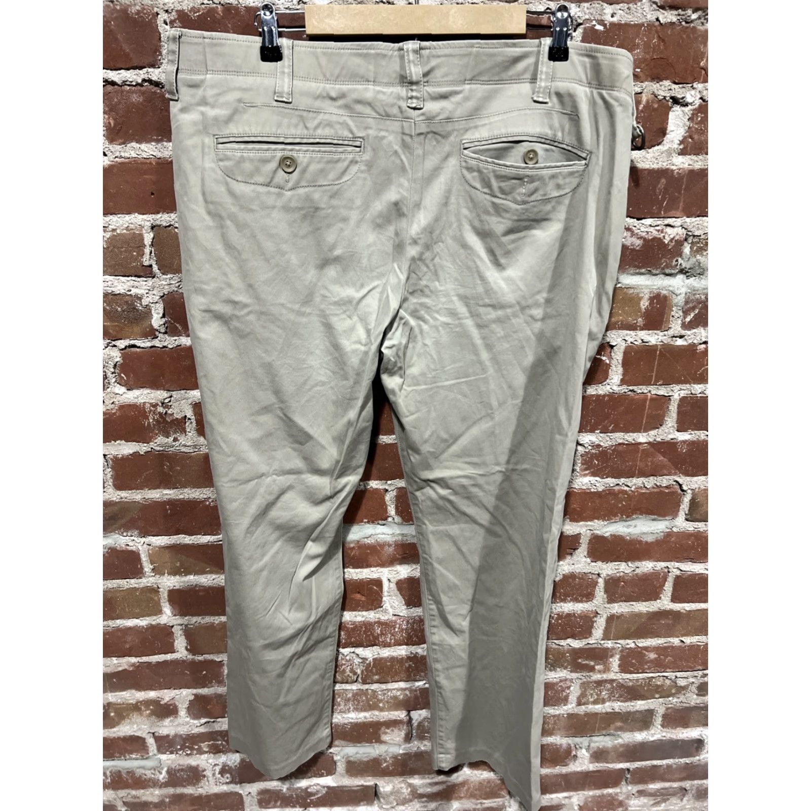 Under Armour Under Armour Pants Mens 42x32 Khaki Beige Chino Tactical Regular Style Mens Size US 42 / EU 58 - 3 Thumbnail