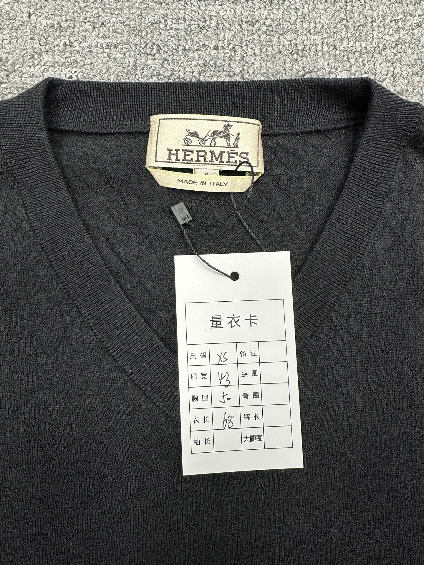 Hermes hermes black wool sweater size xs Size US XS / EU 42 / 0 - 2 Thumbnail