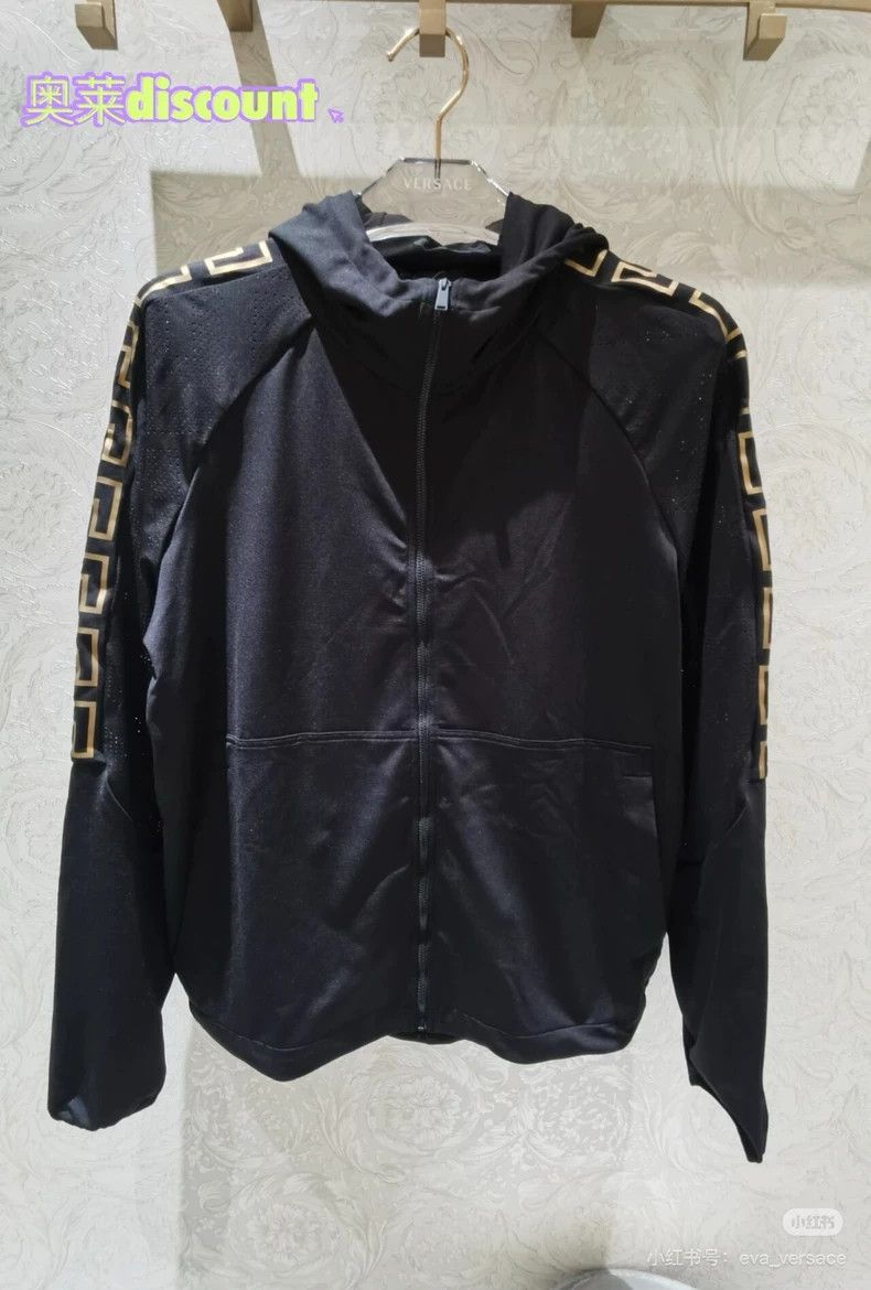 Versace Versace Phnom rim baroque hooded jacket coat Size US L / EU 52-54 / 3 - 1 Thumbnail