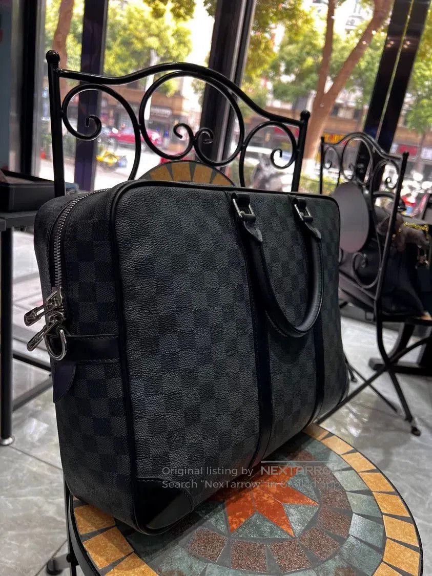 Louis Vuitton Louis Vuitton Black Checker Briefcase. Size ONE SIZE - 3 Thumbnail