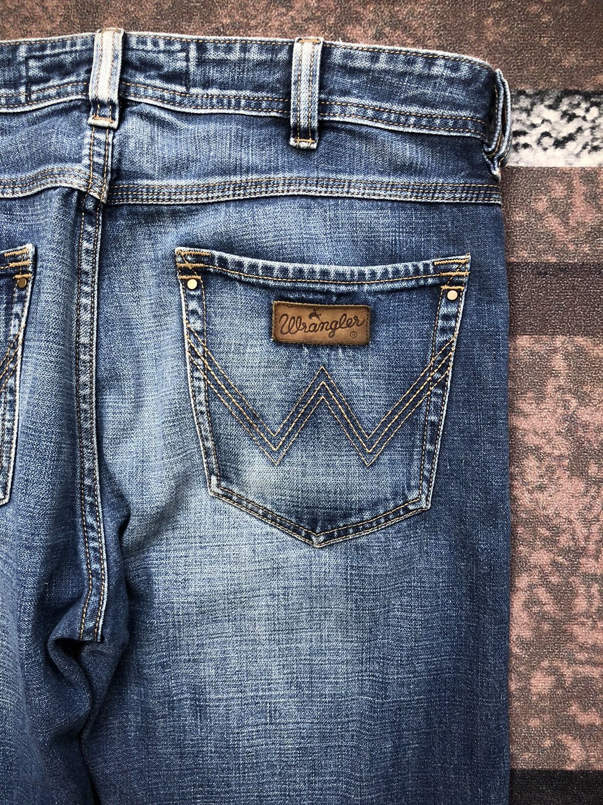 Vintage Vintage Wrangler Regular Fit Straight Jeans Size US 35 - 11 Thumbnail