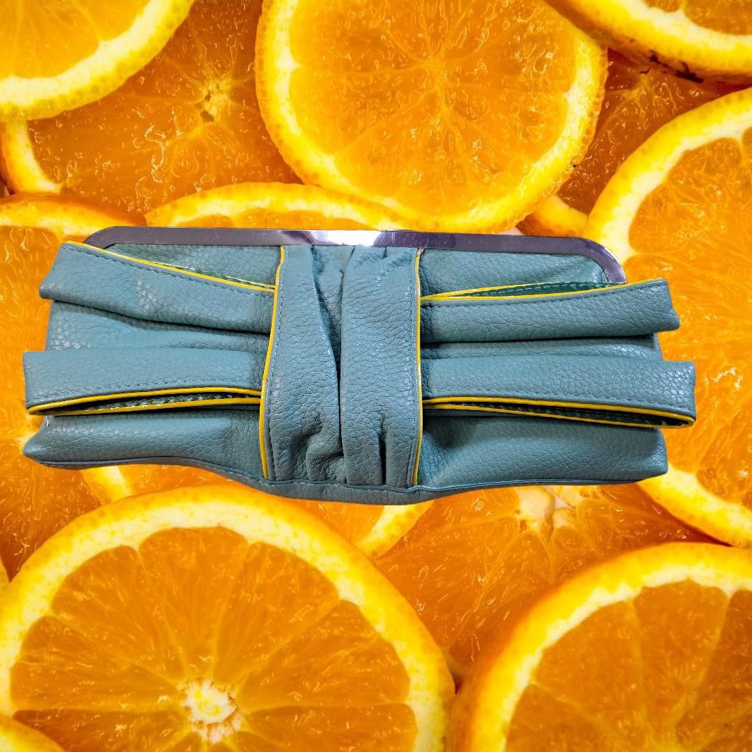 Jessica Simpson Jessica Simpson Teal and Yellow Clutch Purse Wristlet Size ONE SIZE - 4 Thumbnail