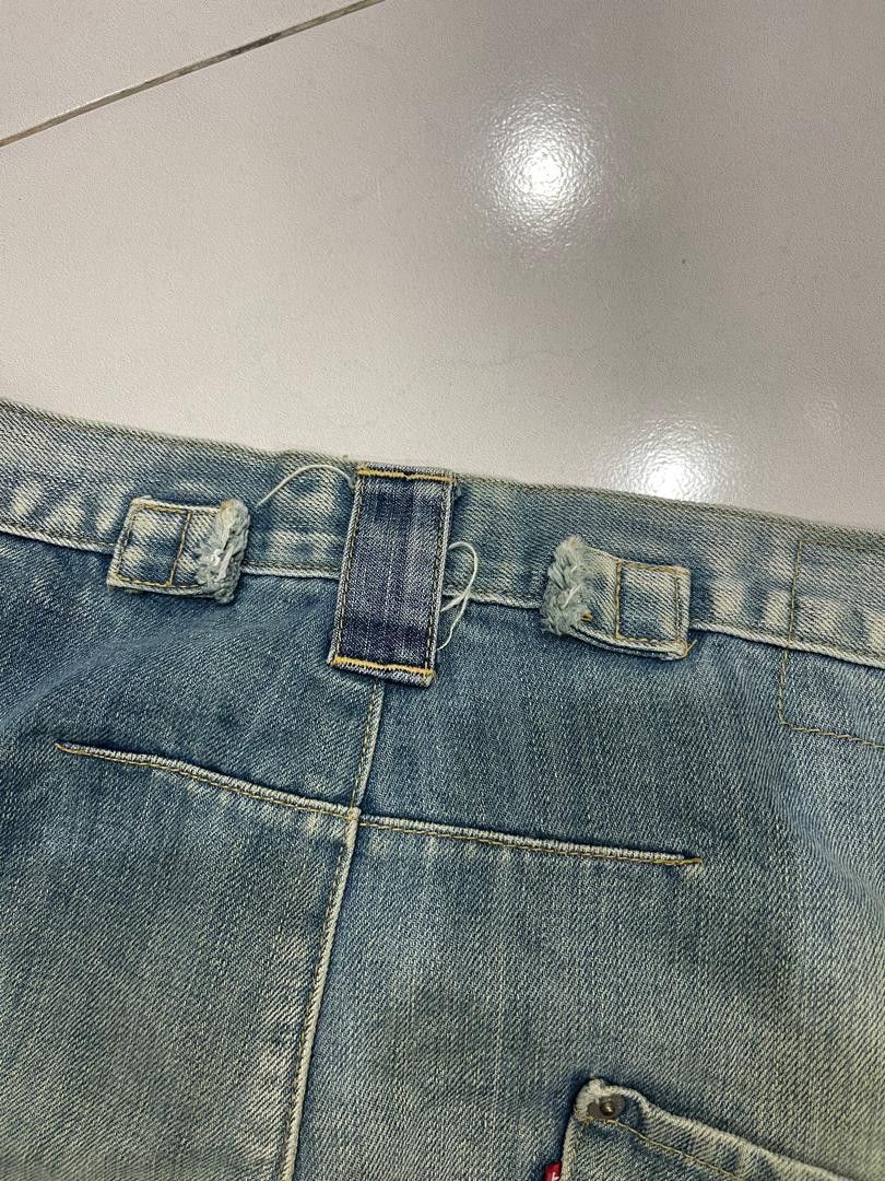 Japanese Brand × Levi's Vintage Clothing 🔥 RARE LEVIS ENGINEERED LOOSE DISTRESSED DENIM Size US 33 - 4 Thumbnail