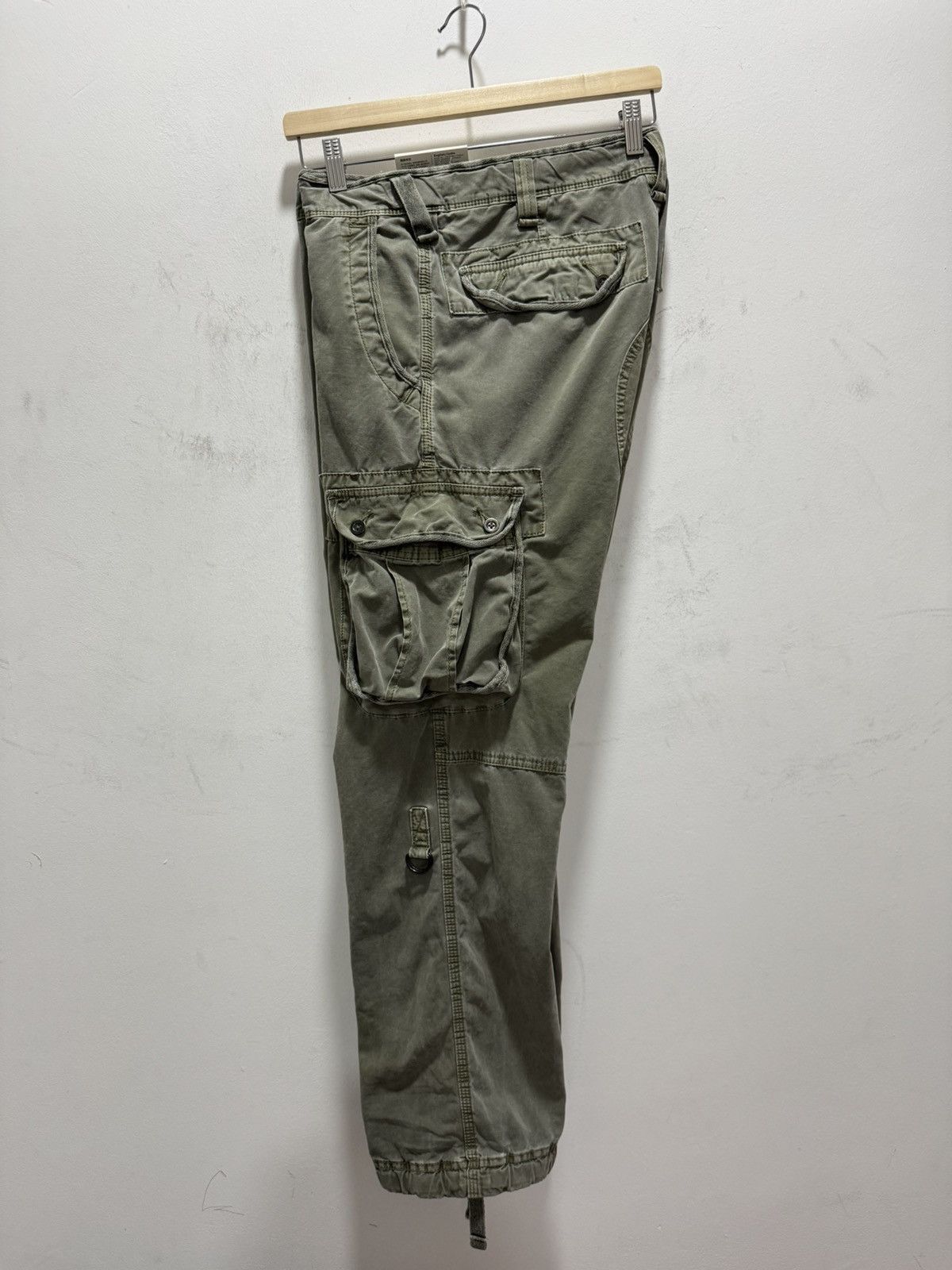Uniqlo JAPANESE BRAND UNIQLO TWILL MULTIPOCKET CARGO MILITARY PANTS Size US 32 / EU 48 - 13 Thumbnail