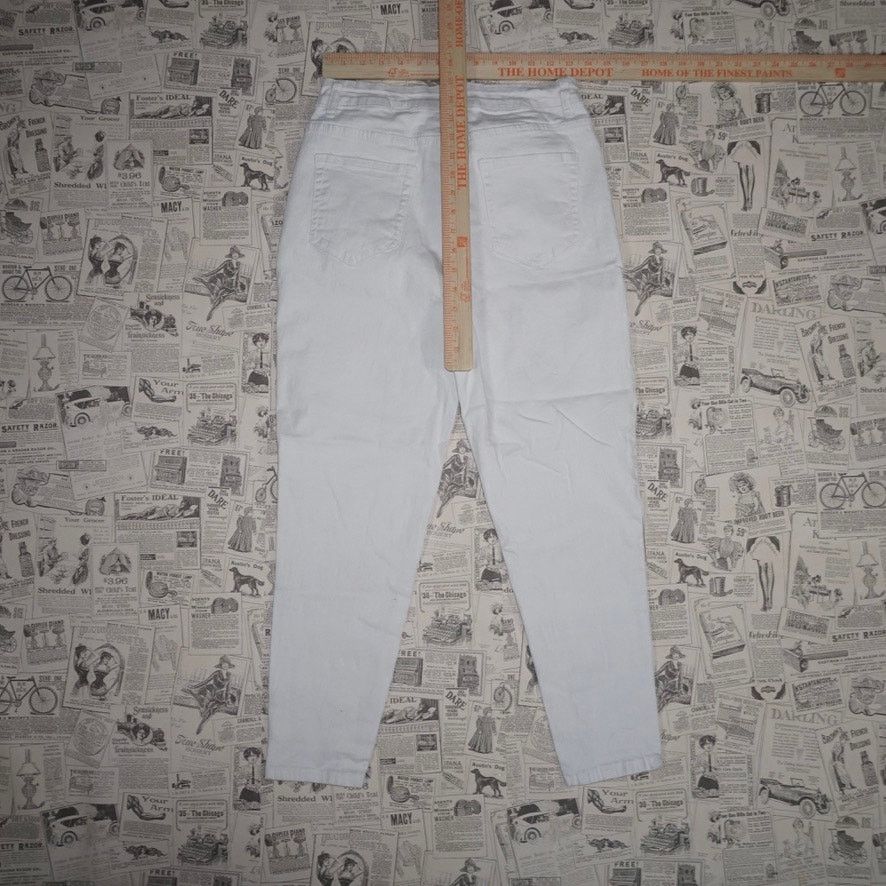 Vintage 2 -Vintage Y2K white women’s jeans essential 00s femme pants Size US 26 / EU 42 - 4 Thumbnail