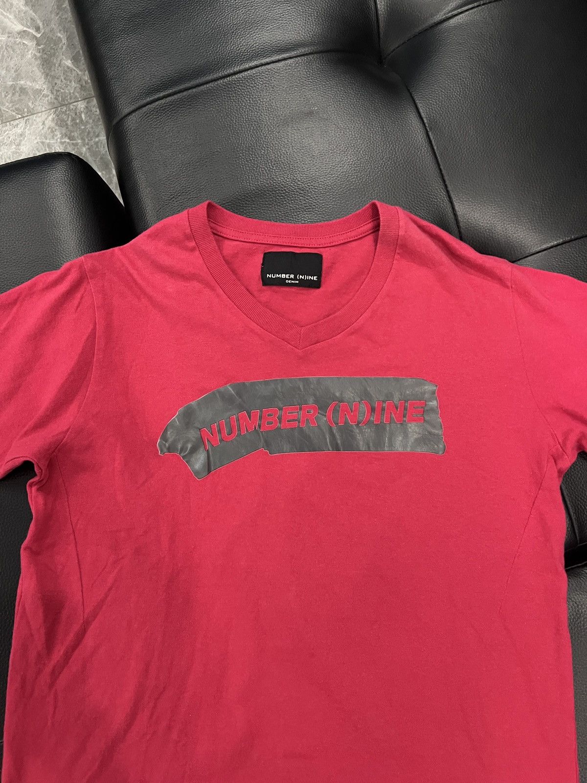 Number (N)ine Number (N)ine V-Neck Logo Patch T-Shirt Size US M / EU 48-50 / 2 - 7 Thumbnail